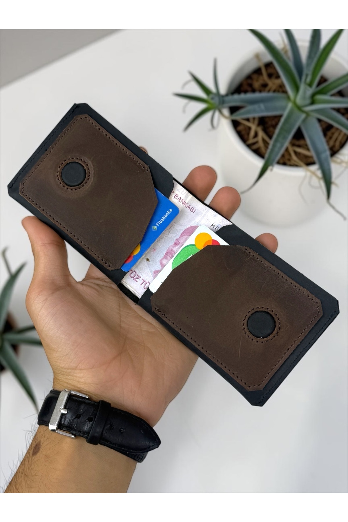 BeeBlack %100 Hakiki Deri CLARK Model Erkek Cüzdan - Mıknatıslı Şık Minimalist Cüzdan görsel 2