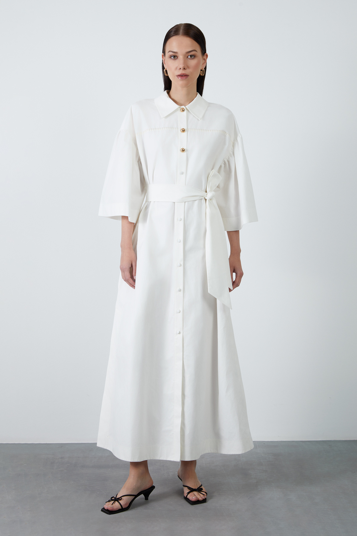 Button Detailed Poplin Maxi Dress with Belt