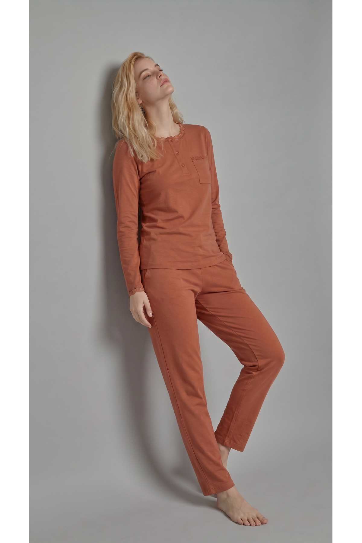 Miss Meryem Hardal Ring Viskon Uzun Kol Yakası Patlı Dantelli Büyük Beden Pijama Takım görsel 4