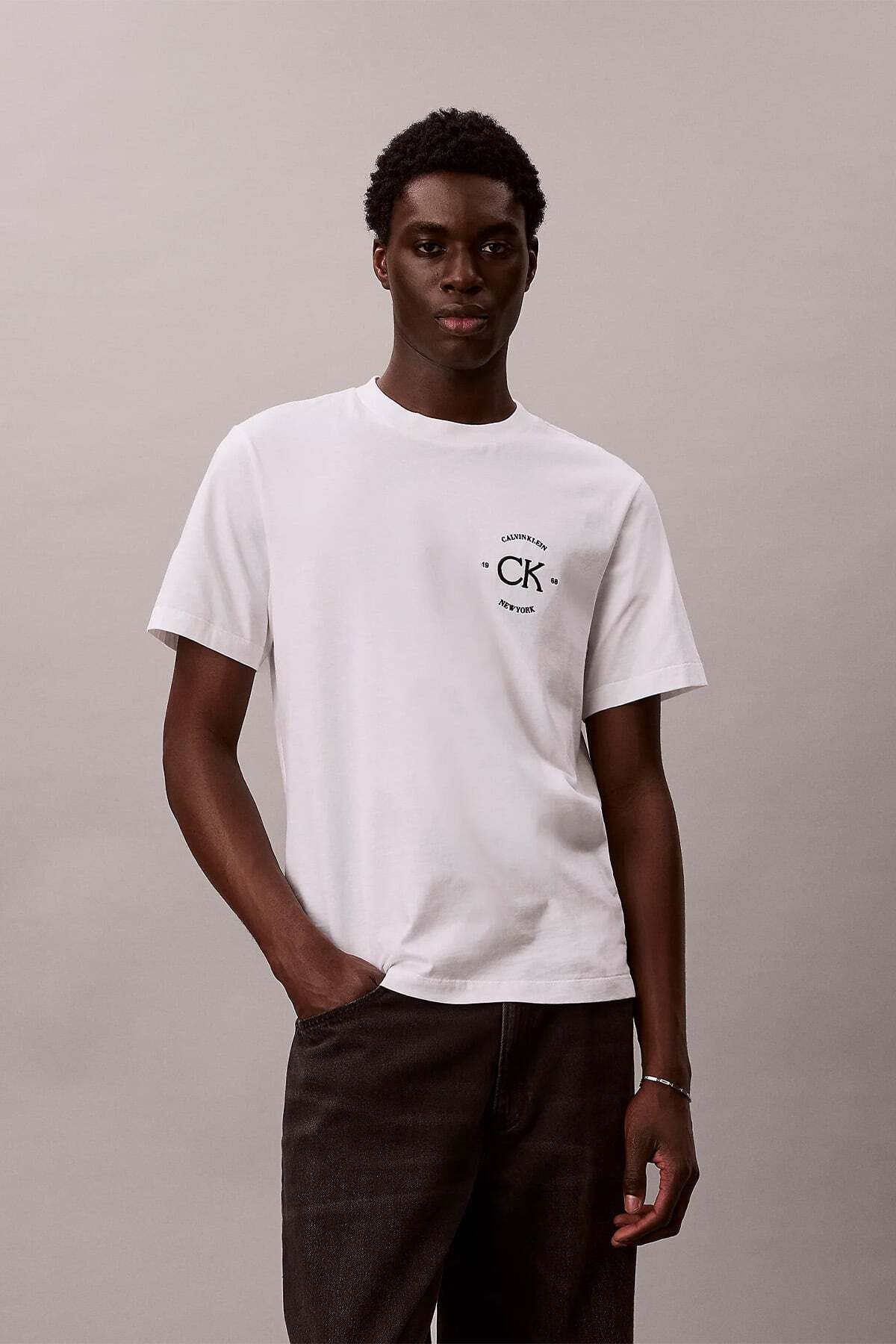 تیشرتمردانهCalvin Kleinسفید