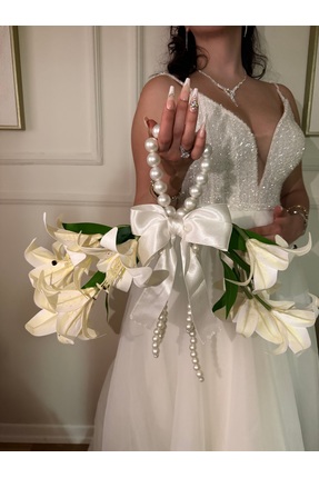 Bridal Luxe Lilyum gelin çiçeği çanta çiçek