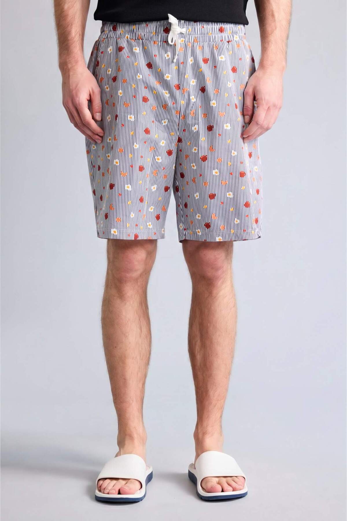 DeFacto %100 Pamuk New Regular Fit Cepli Kısa Boy Poplin Şort H5519AX26SP görsel 3