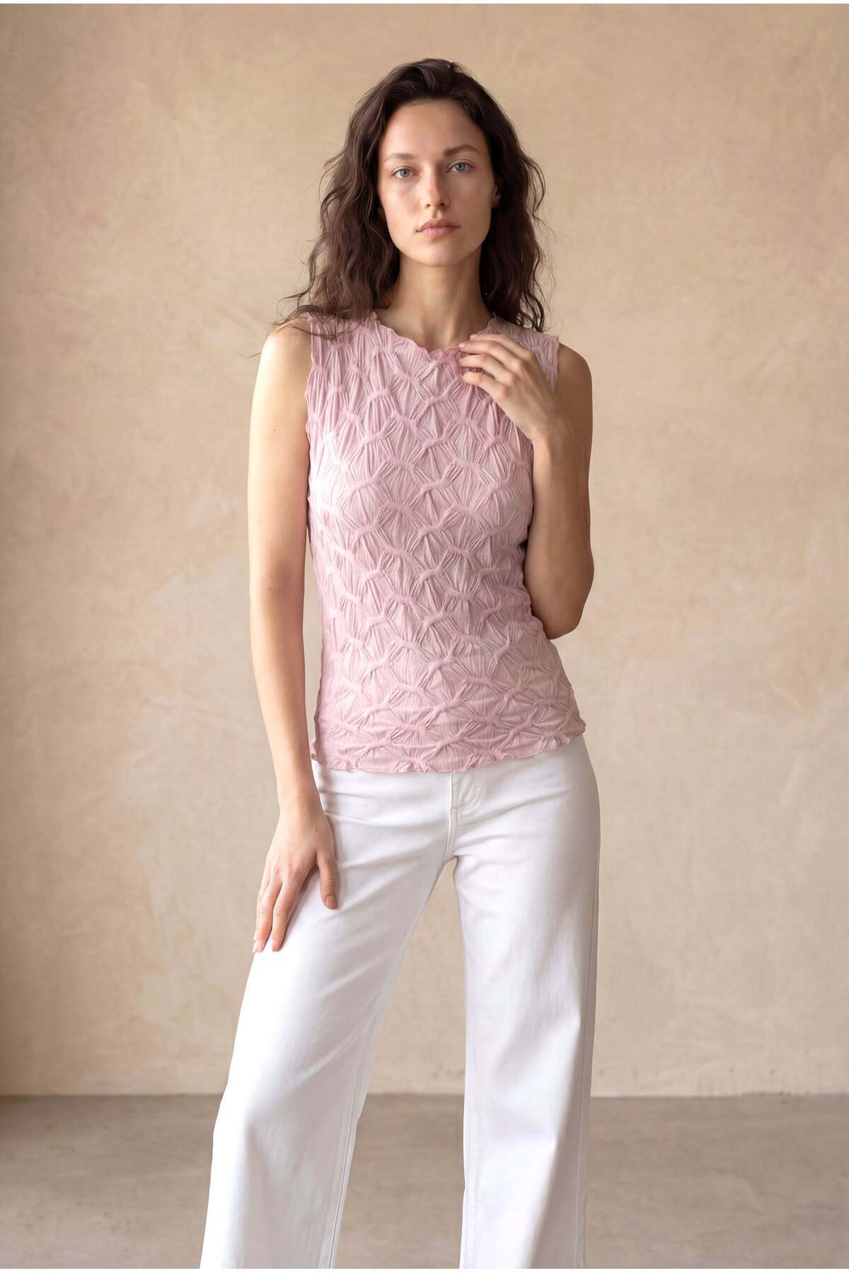 Women's Slim Fit Crew Neck Polyester / Elastane Sleeveless Pink Patterned T-Shirt Uliana