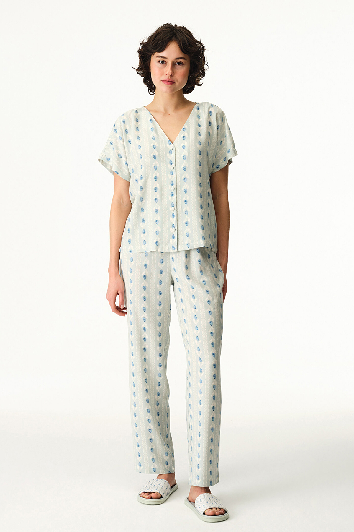 Penti Women's Viscose Lounge Serenity Striped Shirt & Pants Set - Light Green