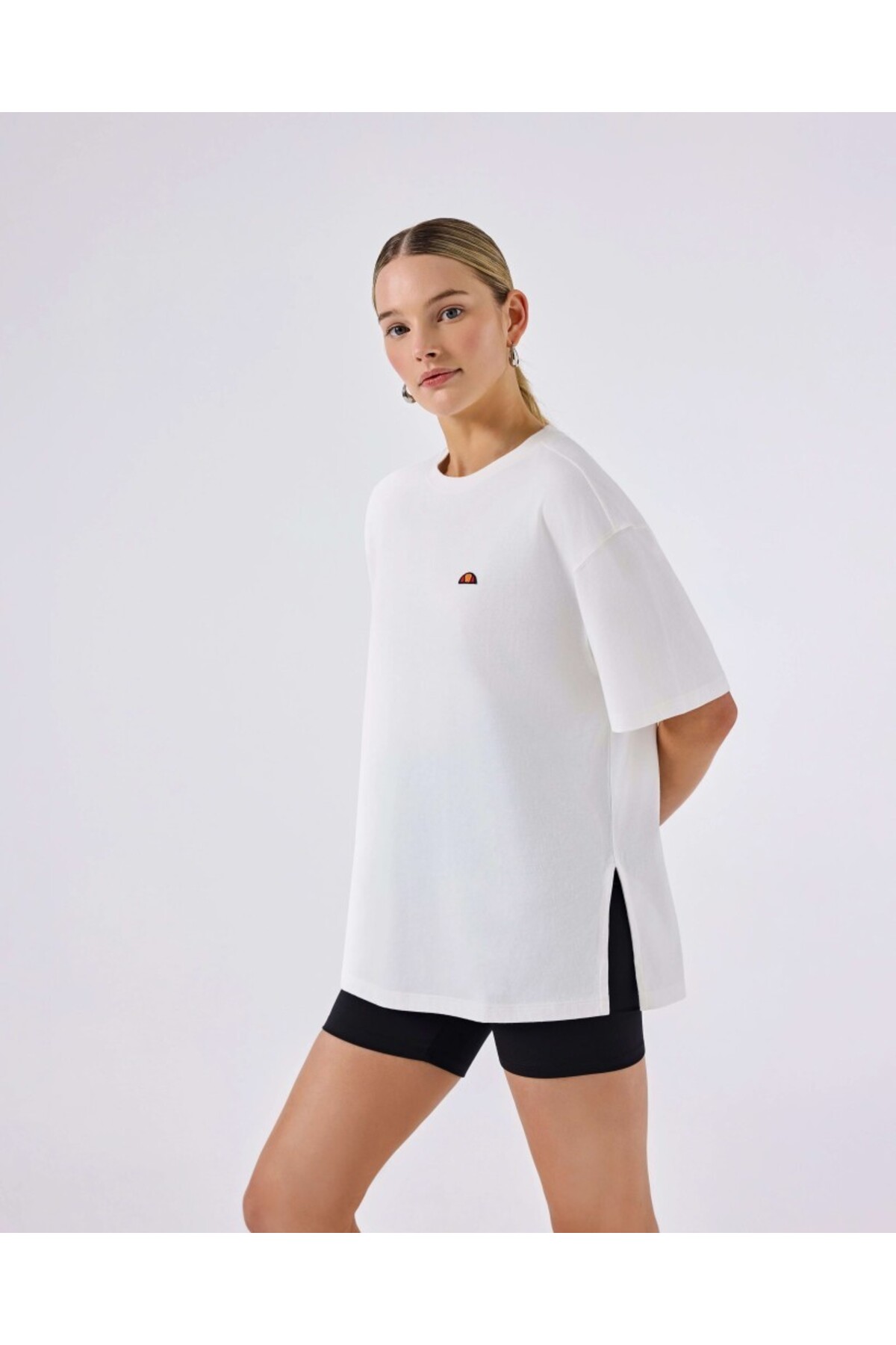 【ellesse GOLF】　レディース半袖シャツ　Mサイズ Ellesse Kadın Off White Tişört 6SF5027 - Fiyatı, Yorumları