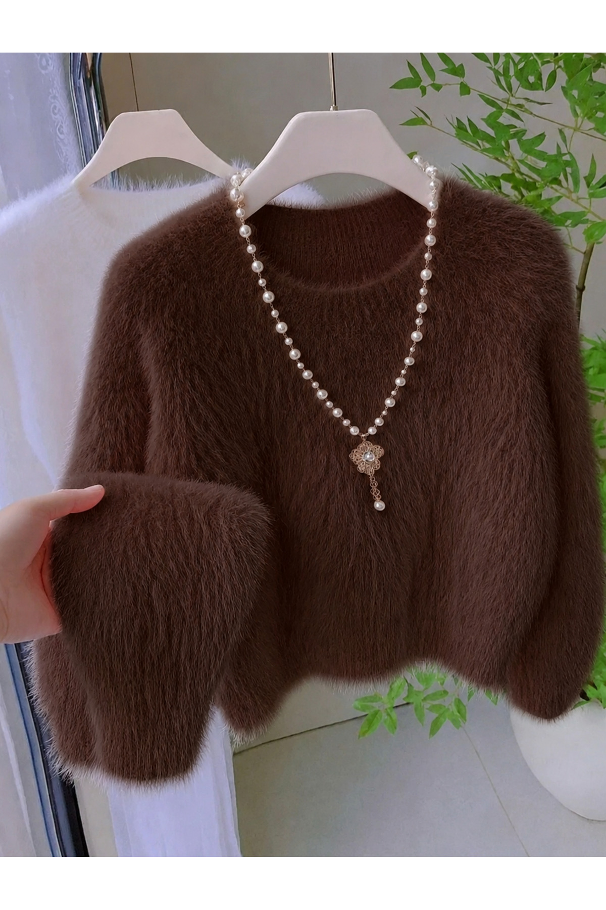 NATUFIAN STORE Kadın Peluş Görünüm Bisiklet Yaka Uzun Tüylü Yumoş Triko Kazak