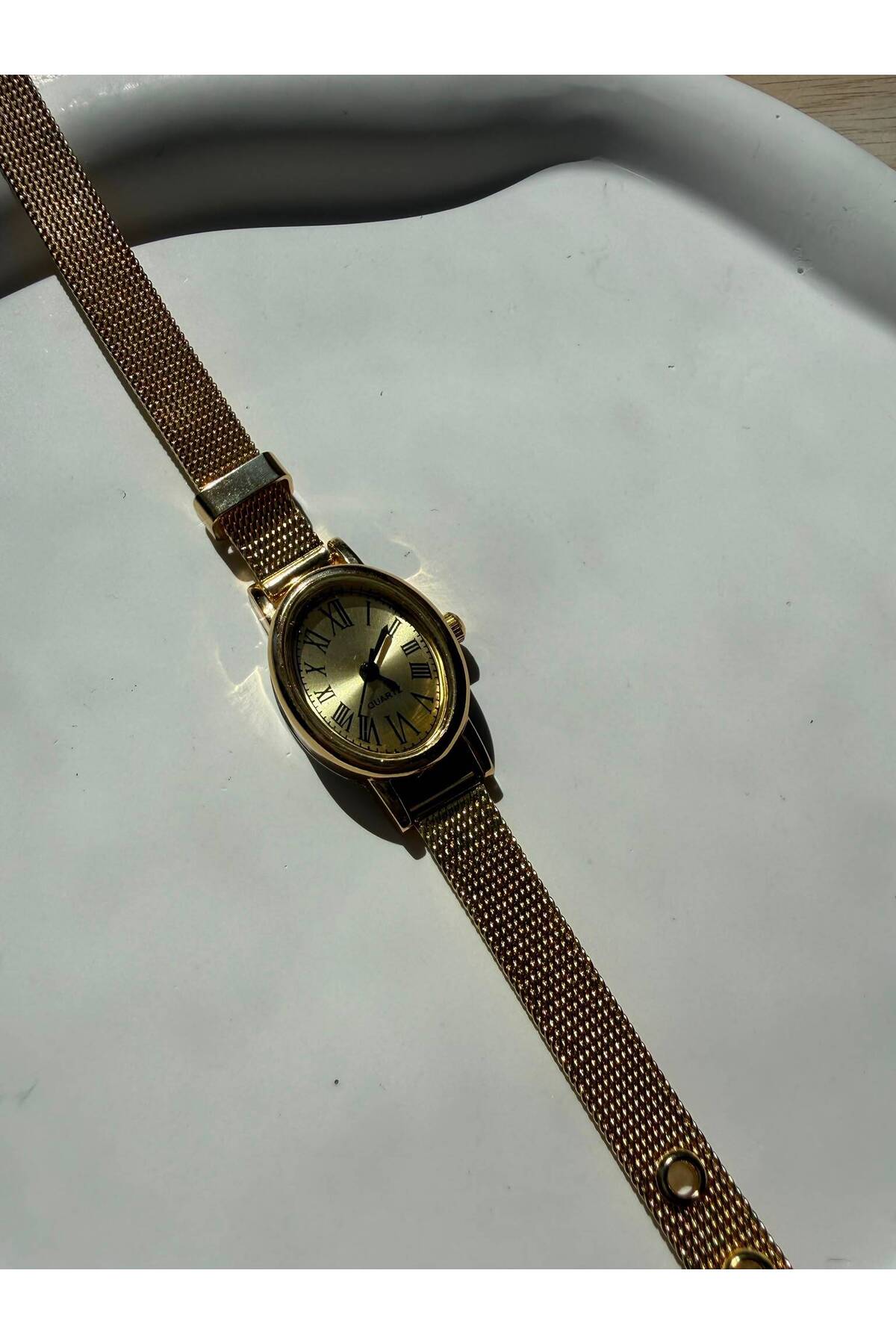 rubsey Öztel Minimalist Hasır Kadın Kol Saati Gold Vintage görsel 3