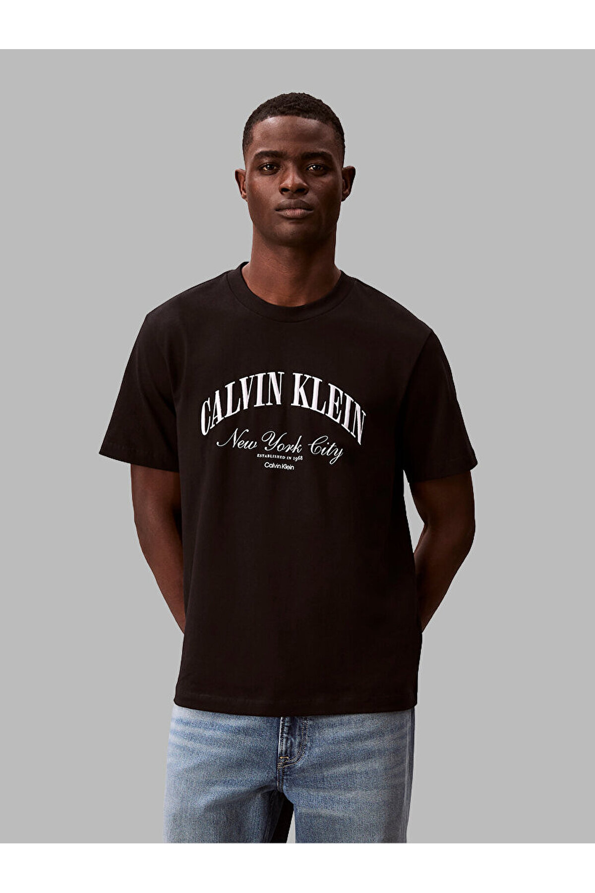 تیشرتزنانهCalvin Kleinمشکی