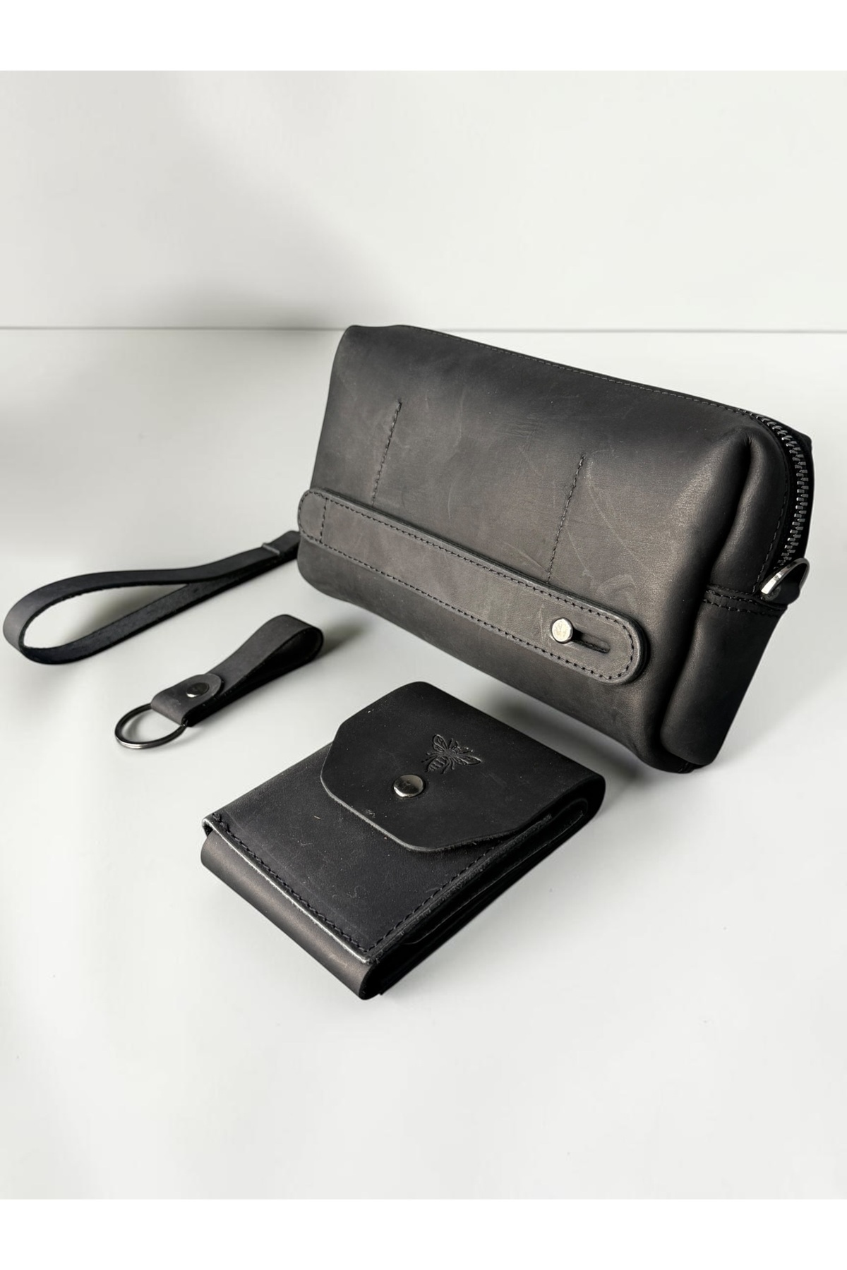 BeeBlack %100 Hakiki Crazy Dana Derisi Pirana Model (El Çantası , Cüzdan , Anahtarlık) SET'İ şık minimalist görsel 8