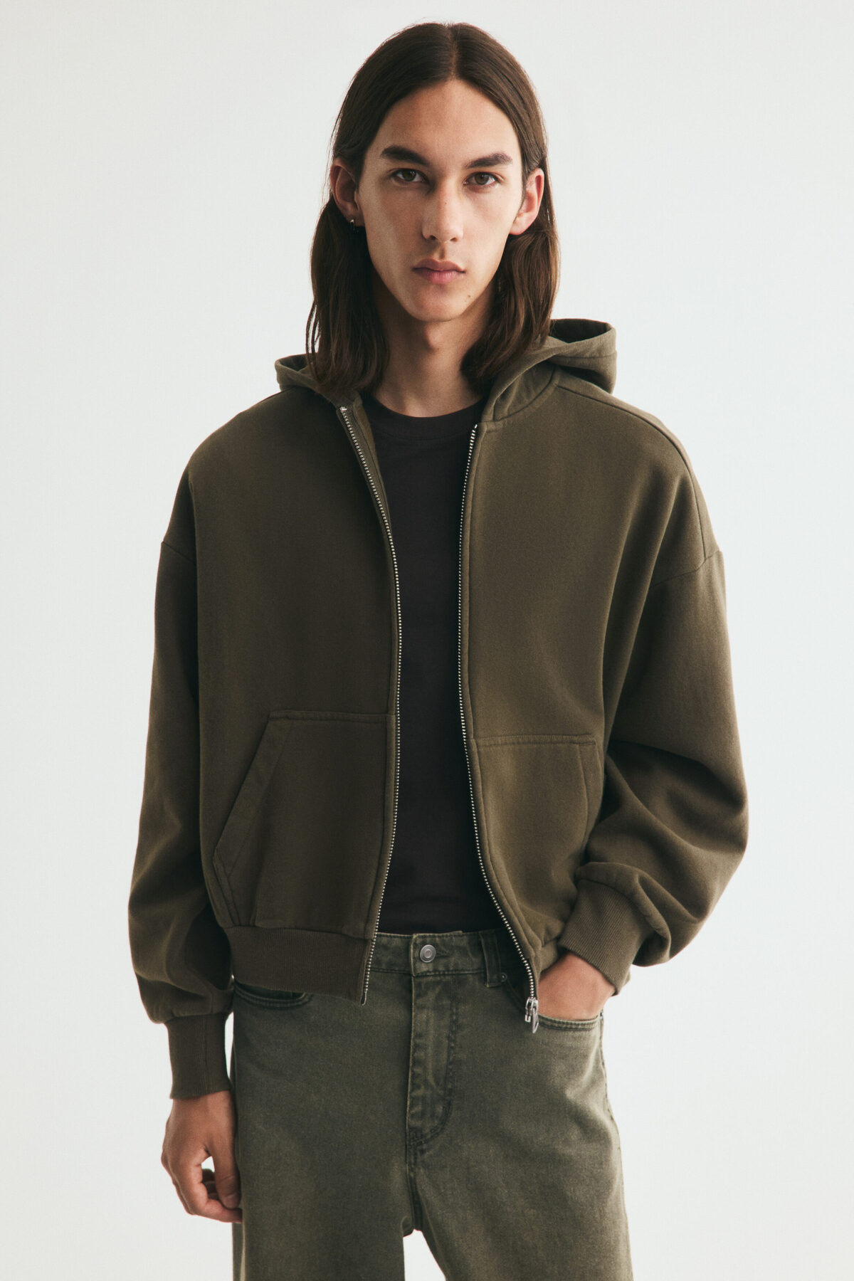 تاپ کلاه‌دار و زیپ‌دار، مناسب برای سایز بزرگ اچ اند ام سویشرت H&M