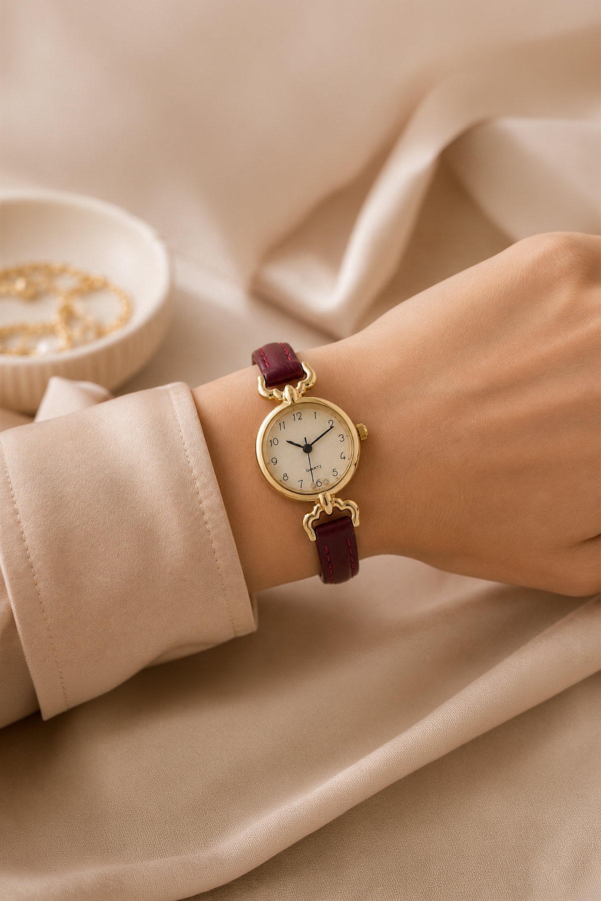 GANYMET Boffy Vintage Minimalist Bordo Deri Kordon Kadın Kol Saati - Gold Detaylı Şık Tasarım Kadın Saat görsel 5
