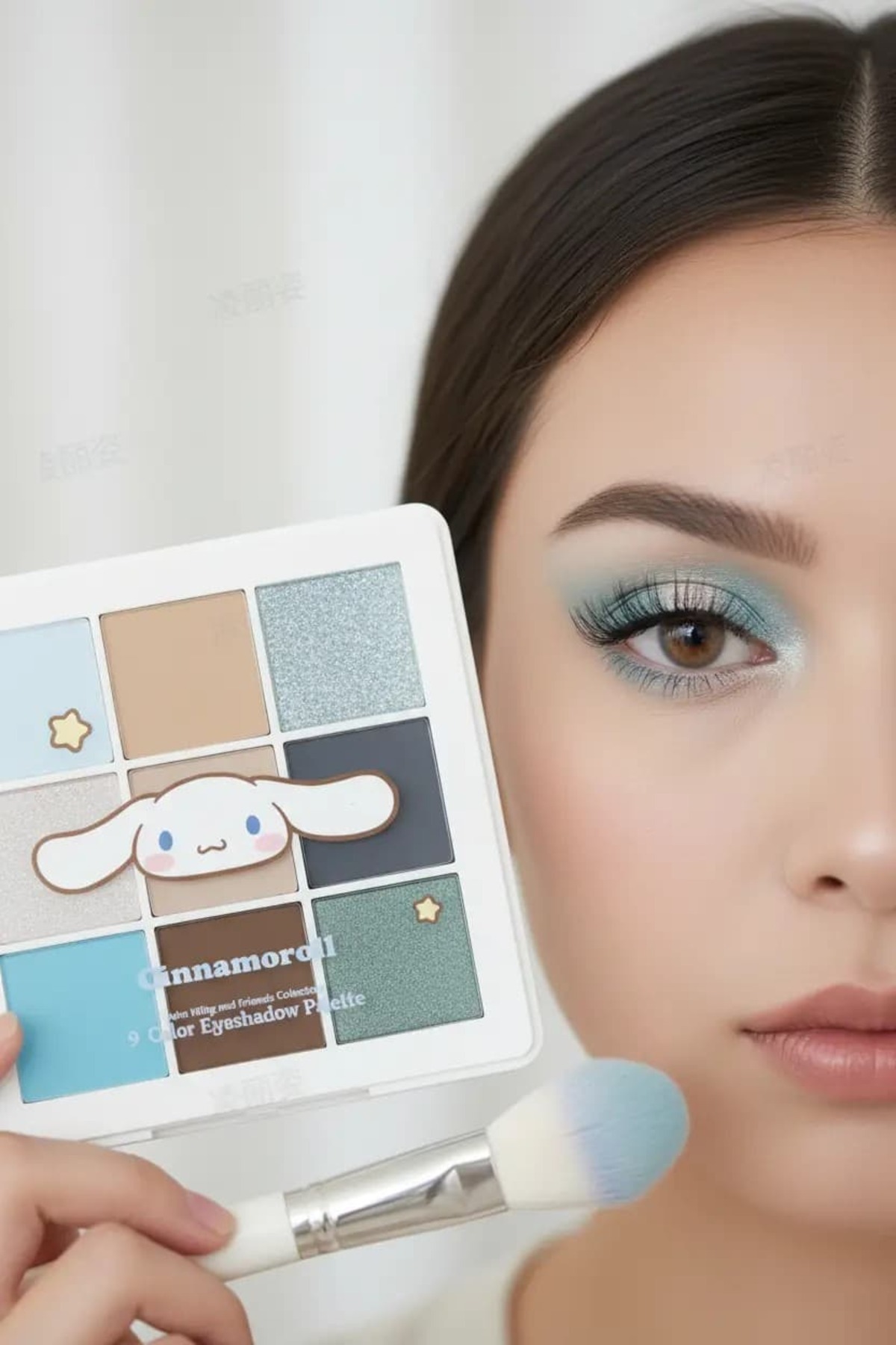 لایسنس Cinnamoroll 9-Color Eyeshadow Palette 03 Blue – Easy Blending Texture — رنگارنگ 2022845310104 — تصویر 2 از 5