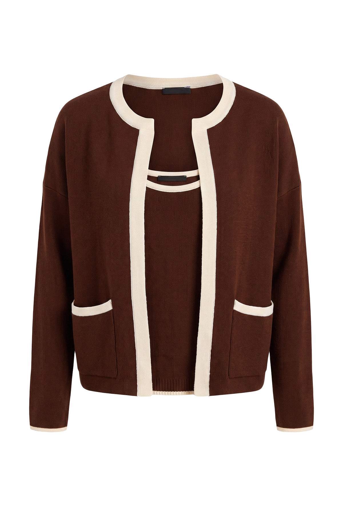 Trendyolmilla Curve Kahverengi Çizgi Detaylı Triko 2'li Bluz-Hırka Takım TBBAW26AV00050