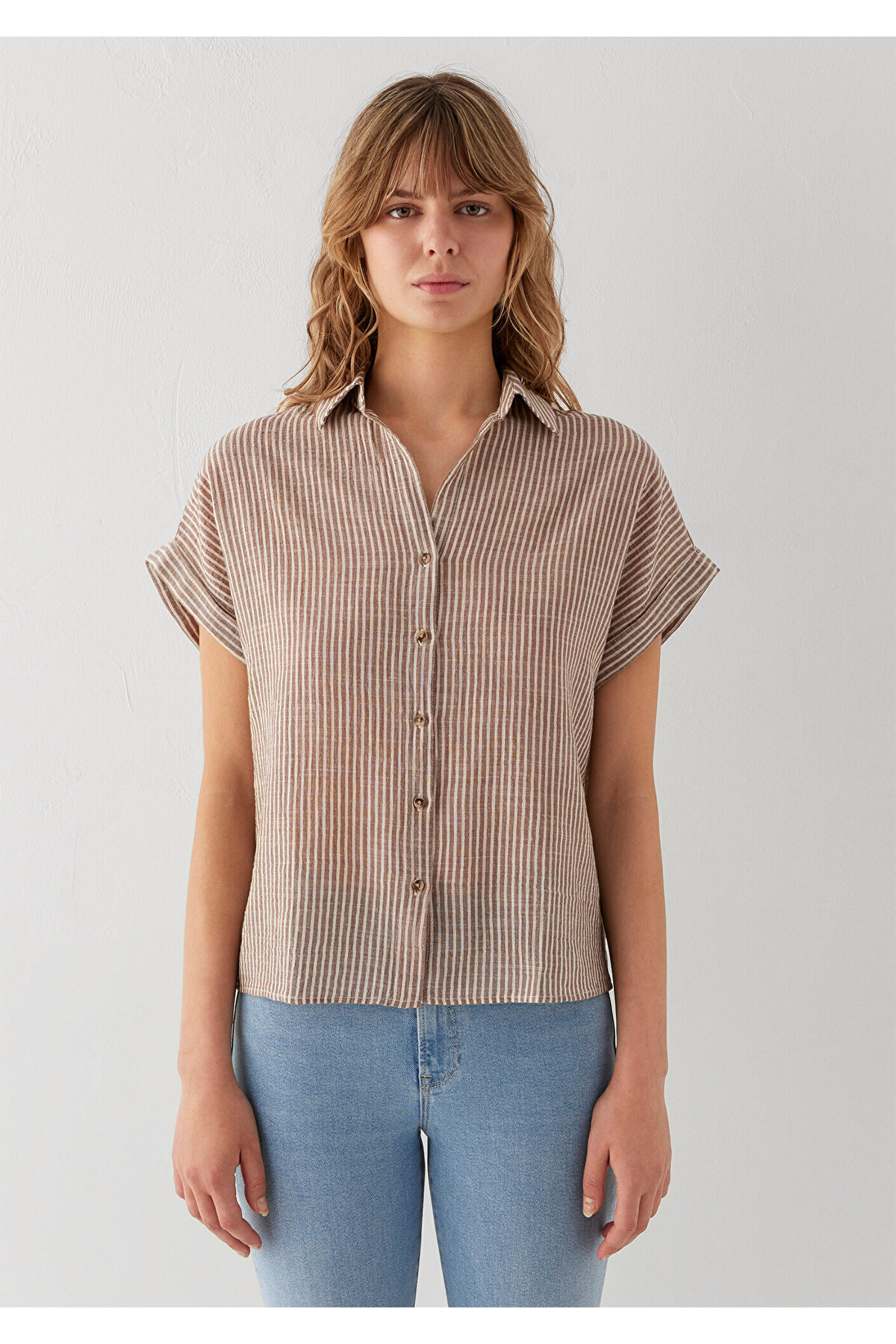 Kısa Kollu Çizgili Kahverengi Gömlek Loose Fit / Bol Rahat Kesim 1210445-85431 — قهوه‌ای — تصویر 4 از 8