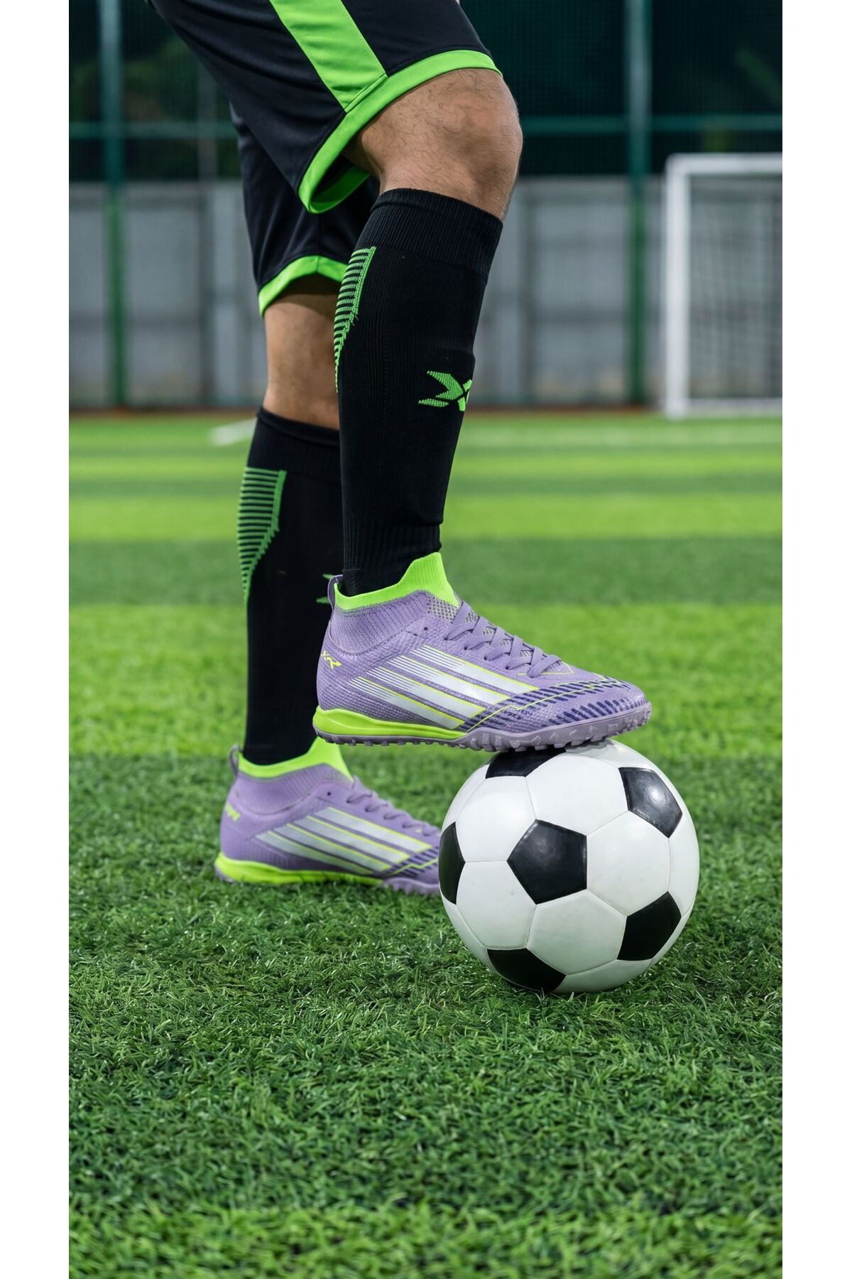 QUNDIR Erkek Triko Çoraplı Halı Saha Krampon Futbol Spor Ayakkabısı