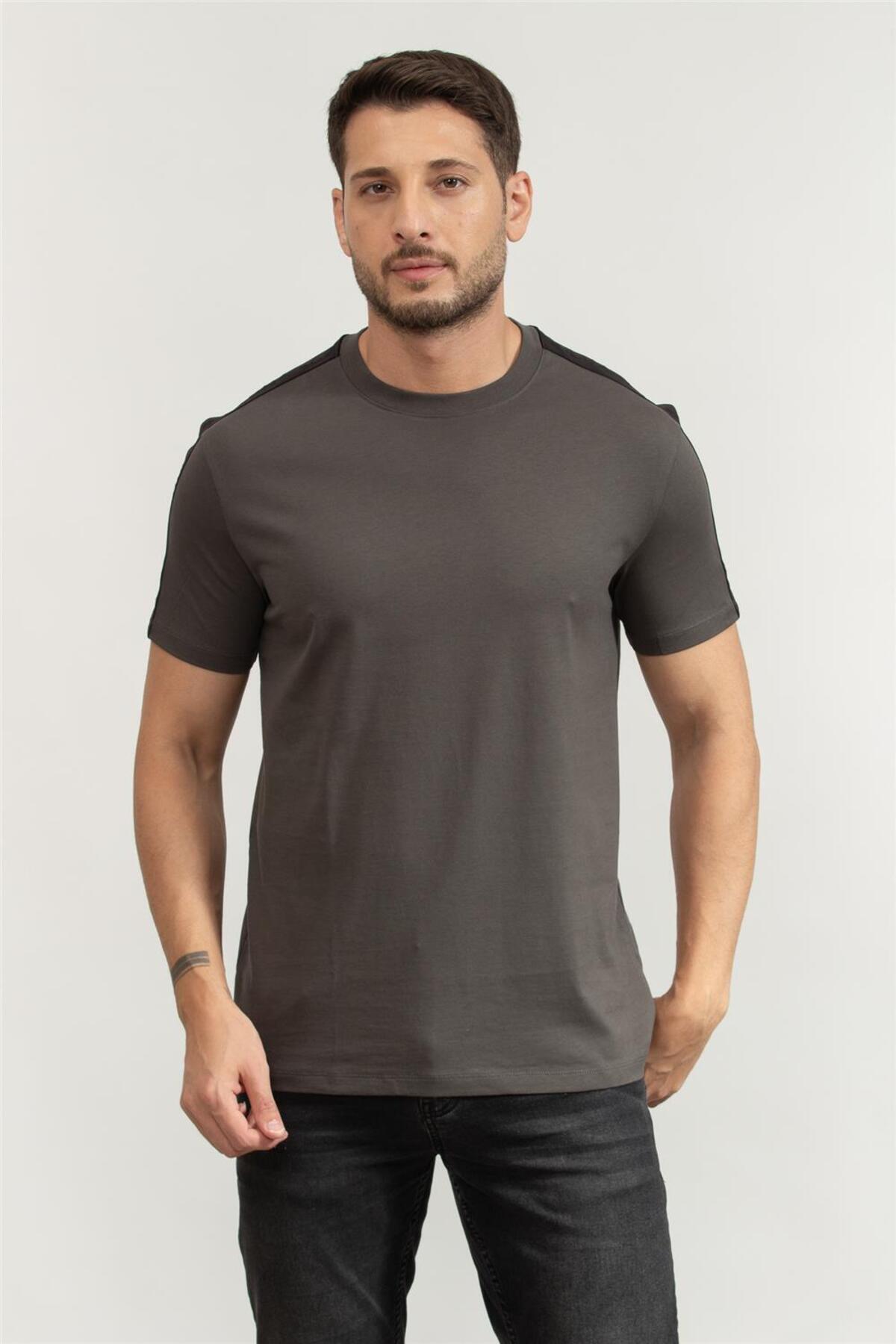 تی‌شرت یقه گرد مردانه، چند رنگ آرمانی اکسچنج تی شرت Armani Exchange