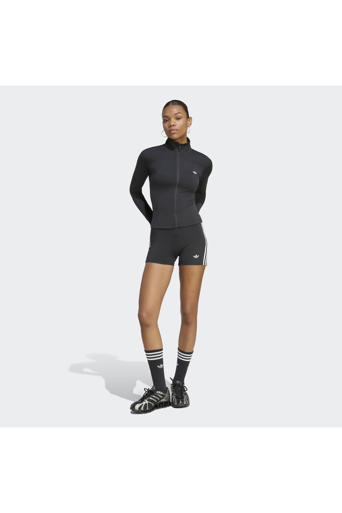 adidas Ess Pes Tt Kadın Spor Sweatshirt KV9162 görsel 3