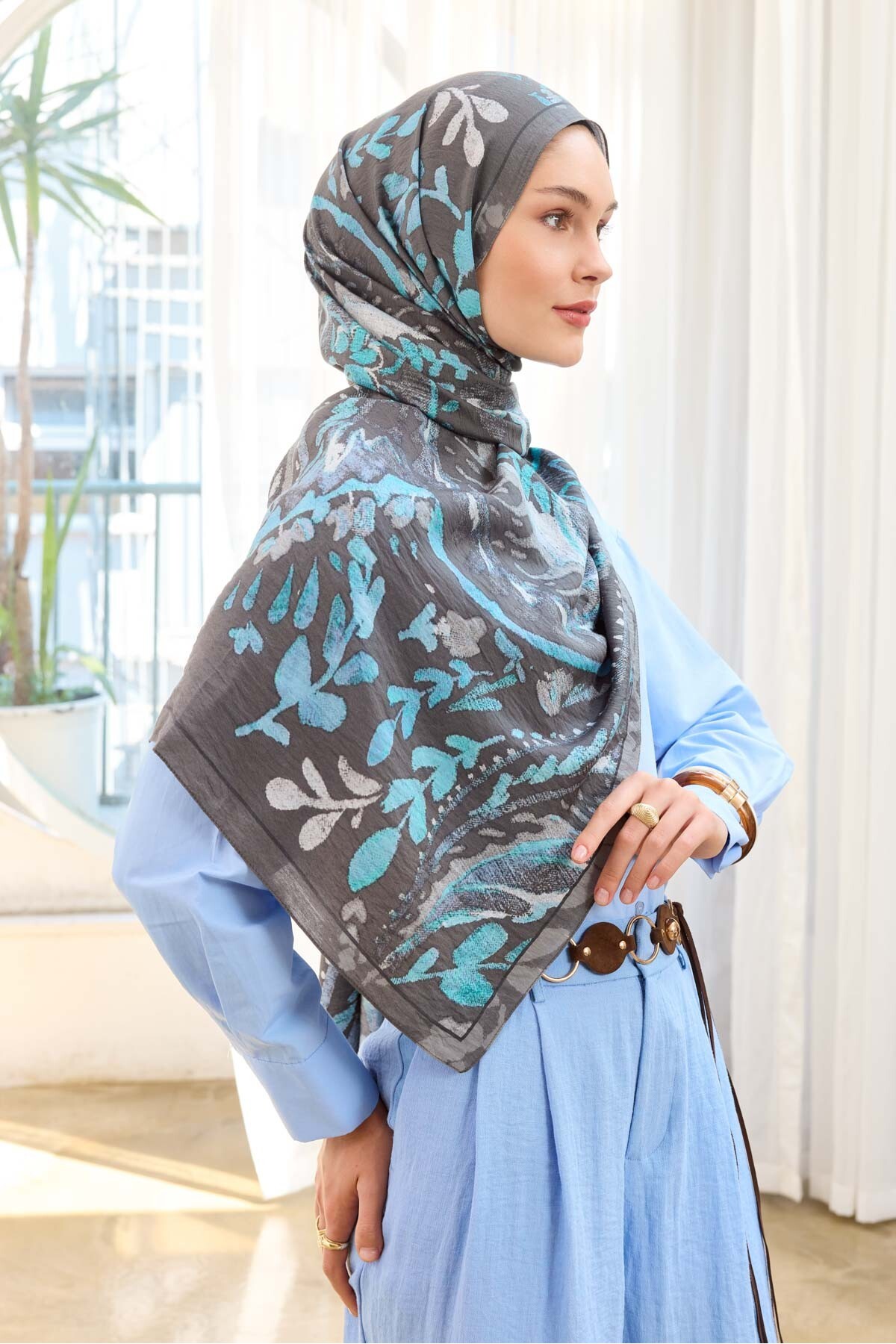 Urban Hours Aurora Smoked Parsley Shawl