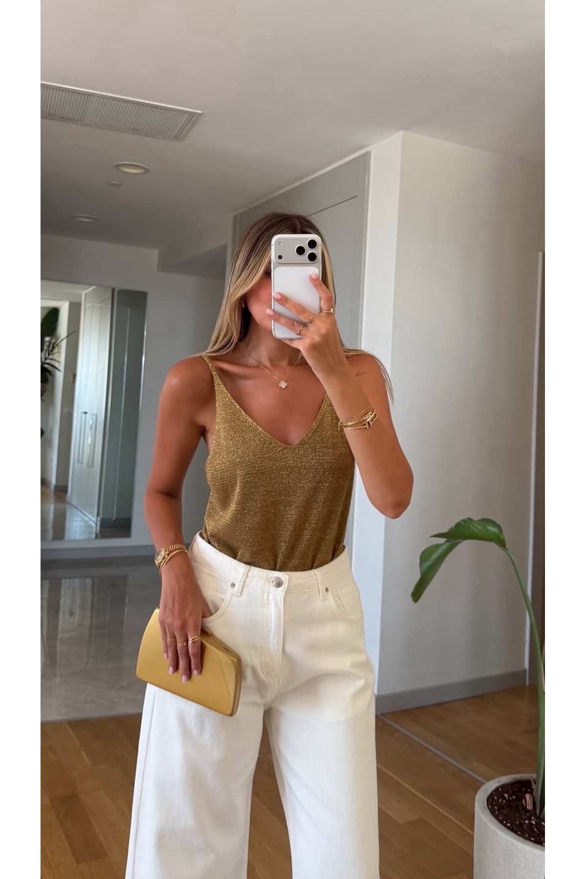 FEMMESTUDIO Kadın Gold Simli Askılı Triko Bluz