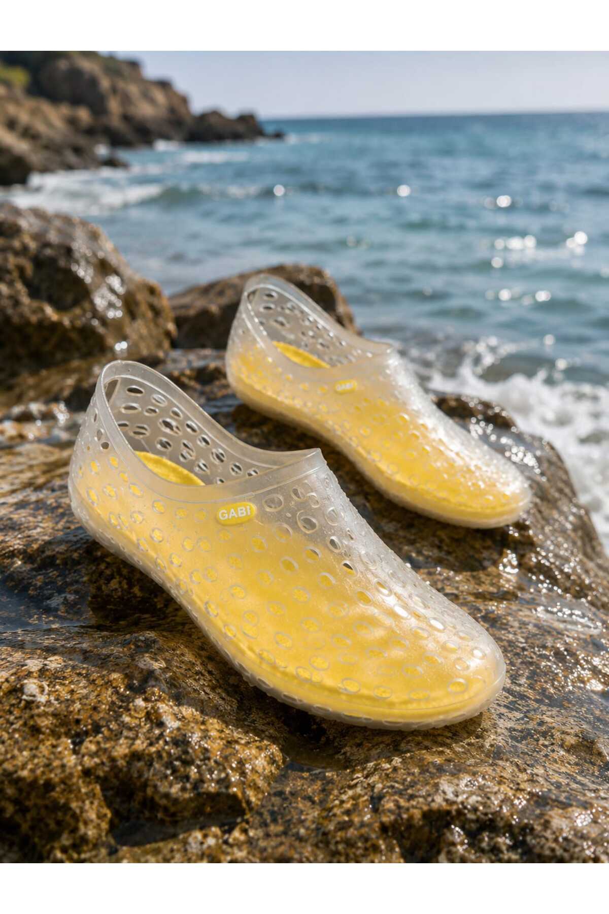 Ultra Lightweight Anti-Slip Sole Perforated Sea & Pool Shoes