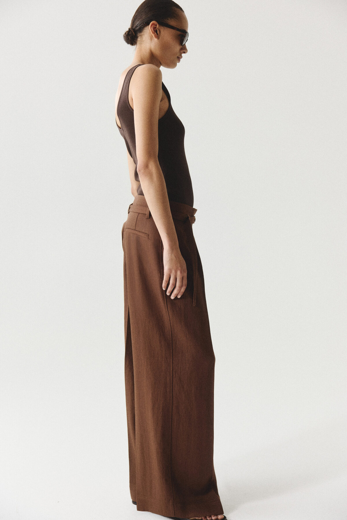 H&M Kemerli Geniş Pantolon görsel 4