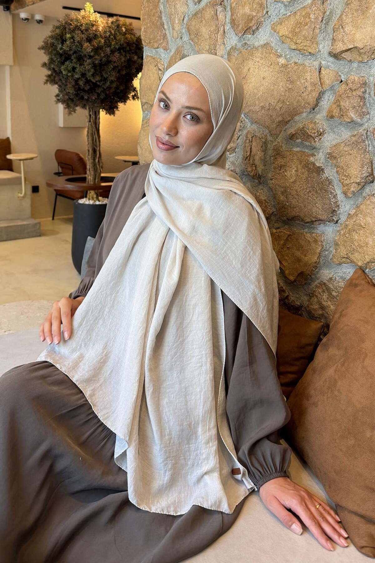 lamelif Rami Şal Taş
