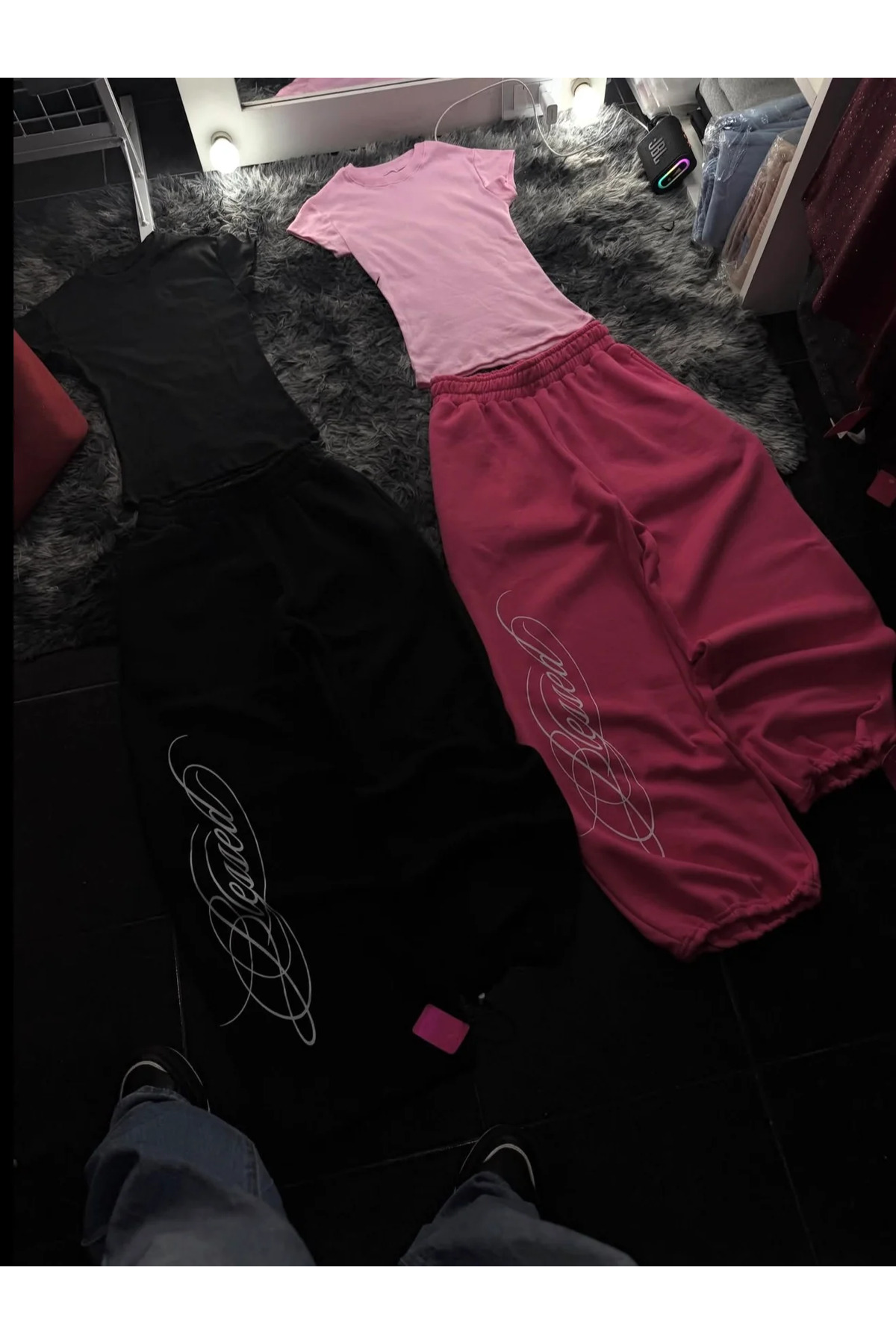 Violon Siyah Blessed Baskılı Script Detaylı Baggy Crop&Eşofman Takımı görsel 2