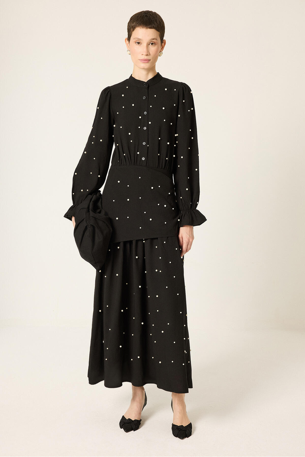 Touche Prive Linen Pearl-Embellished Dress