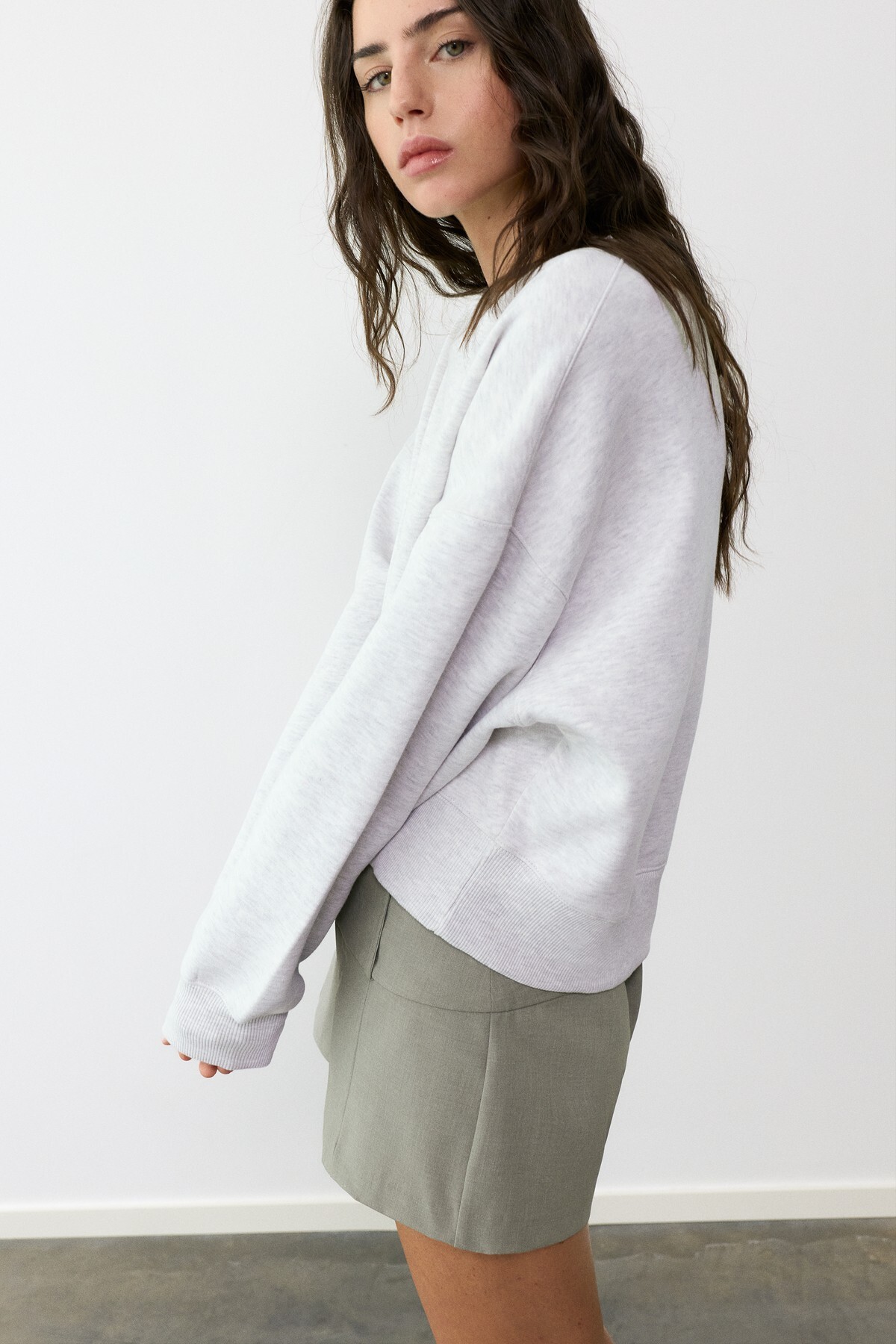 Pull & Bear Bisiklet yaka sweatshirt görsel 2