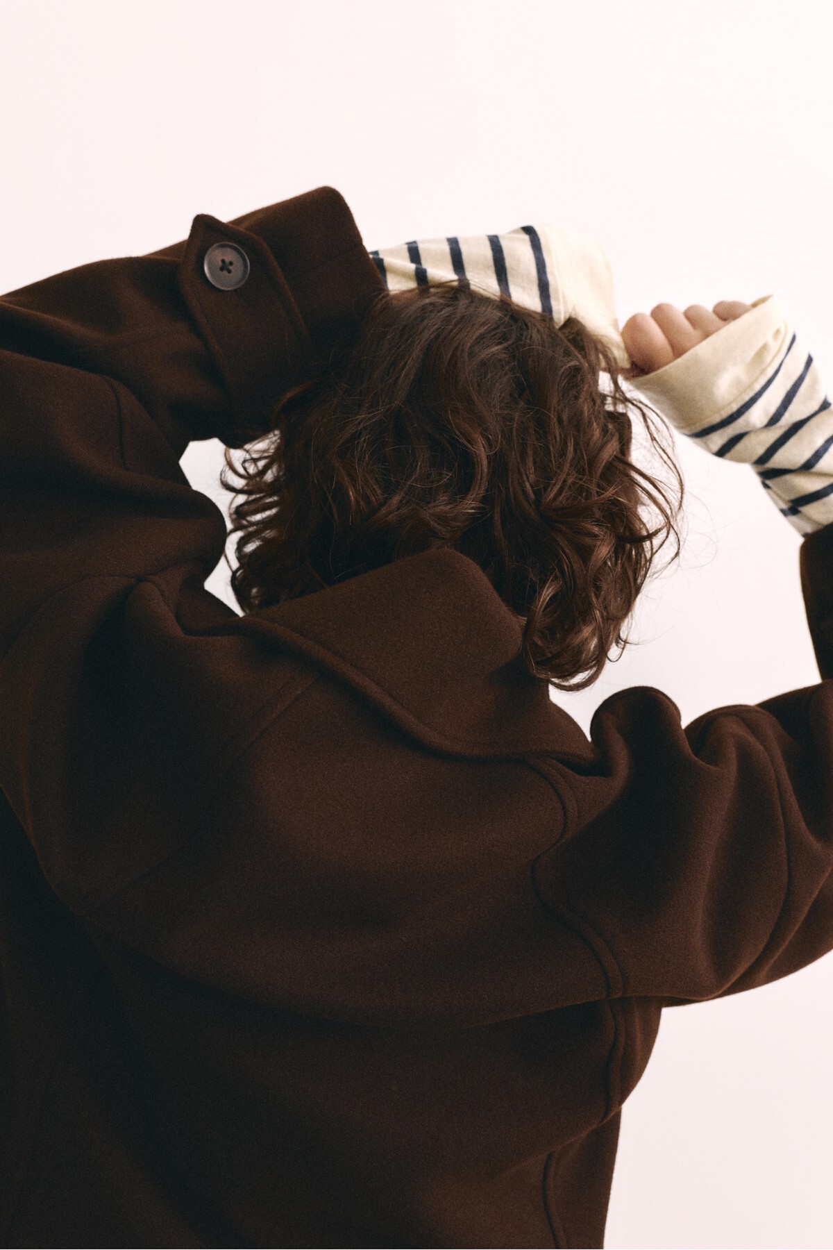 Pull & Bear Kısa kaşe kaban görsel 6