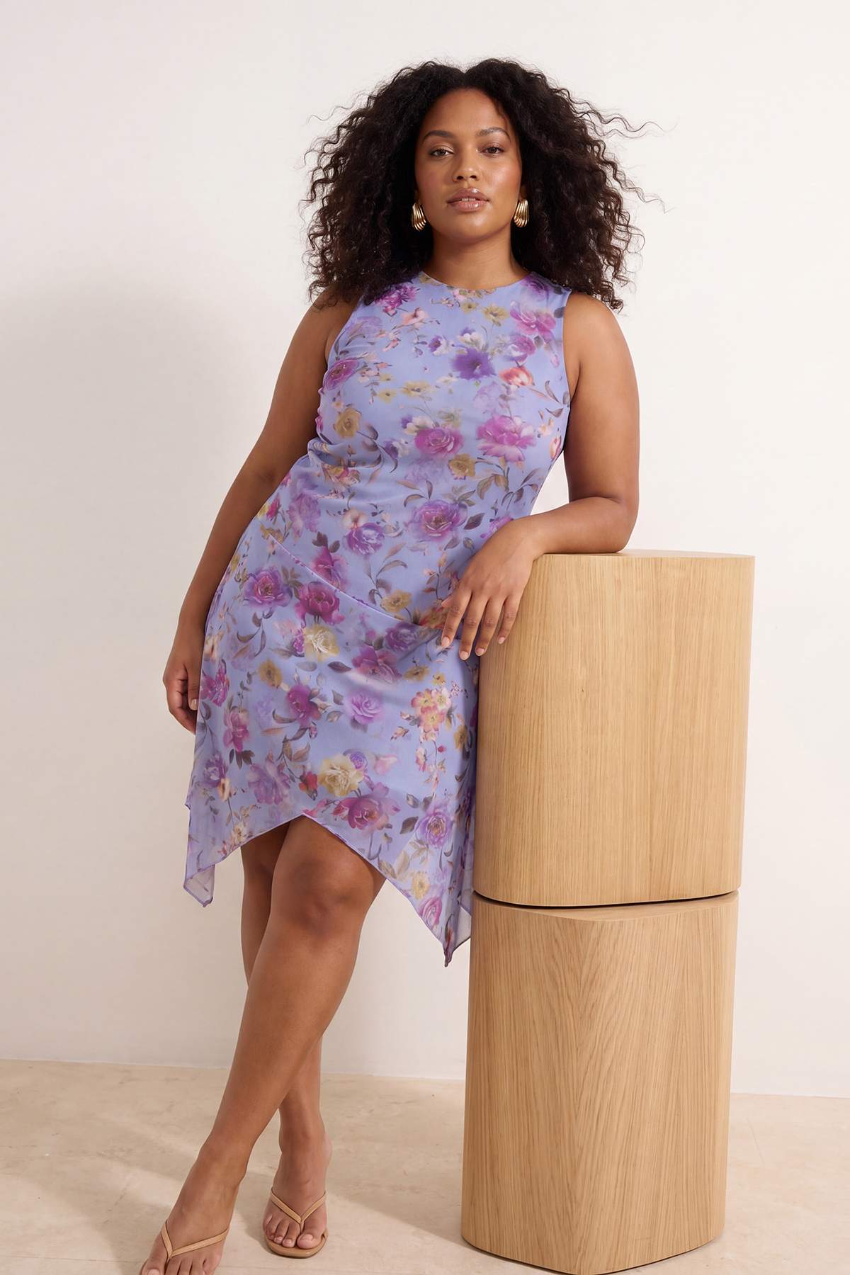 Trendyol Curve Fliederfarbenes, mit Blumenmuster bedrucktes Tüll-Taschentuchr...