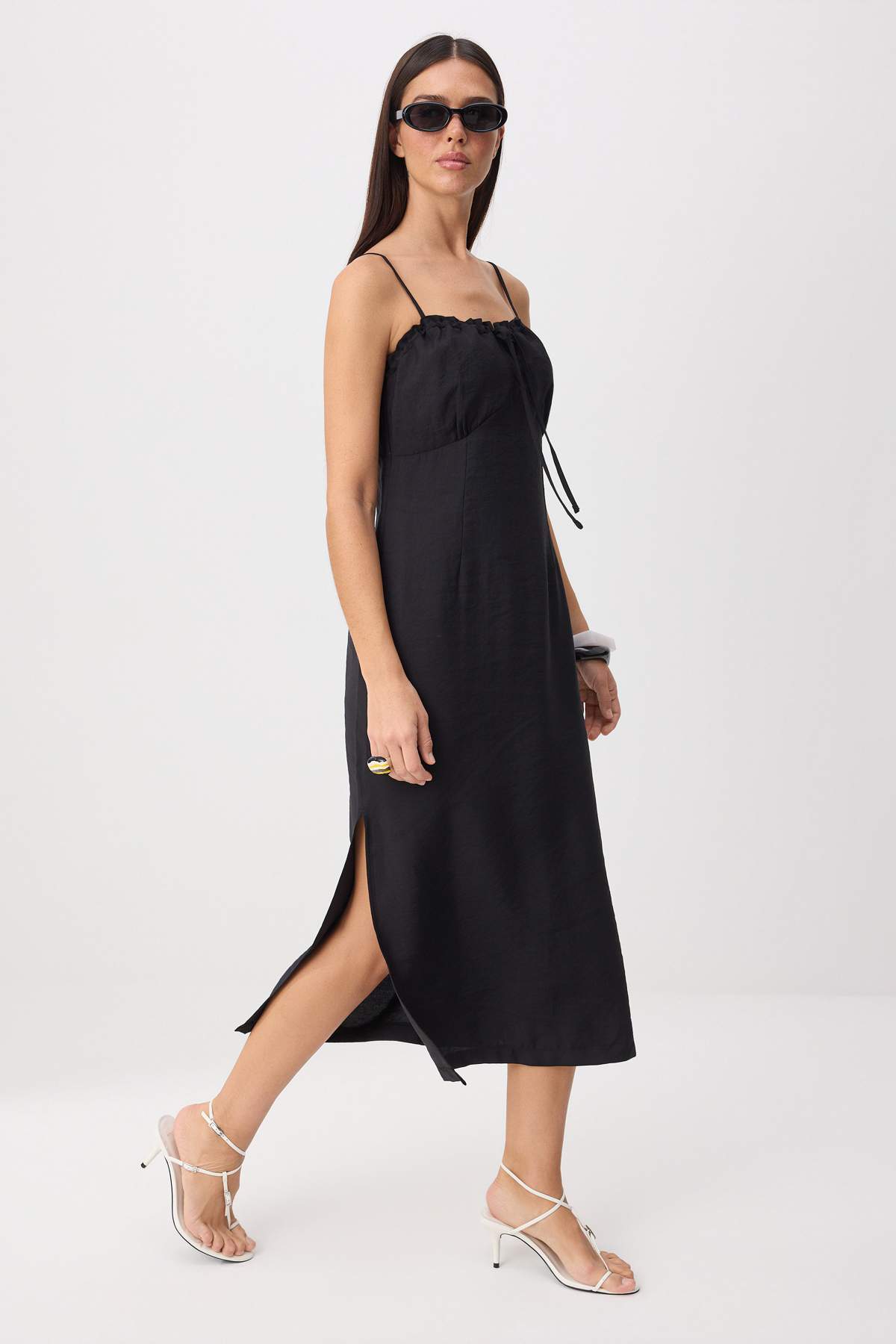 Trendyolmilla More Sustainable Siyah Askılı Modal Midi Dokuma Elbise TWOSS26EL00312