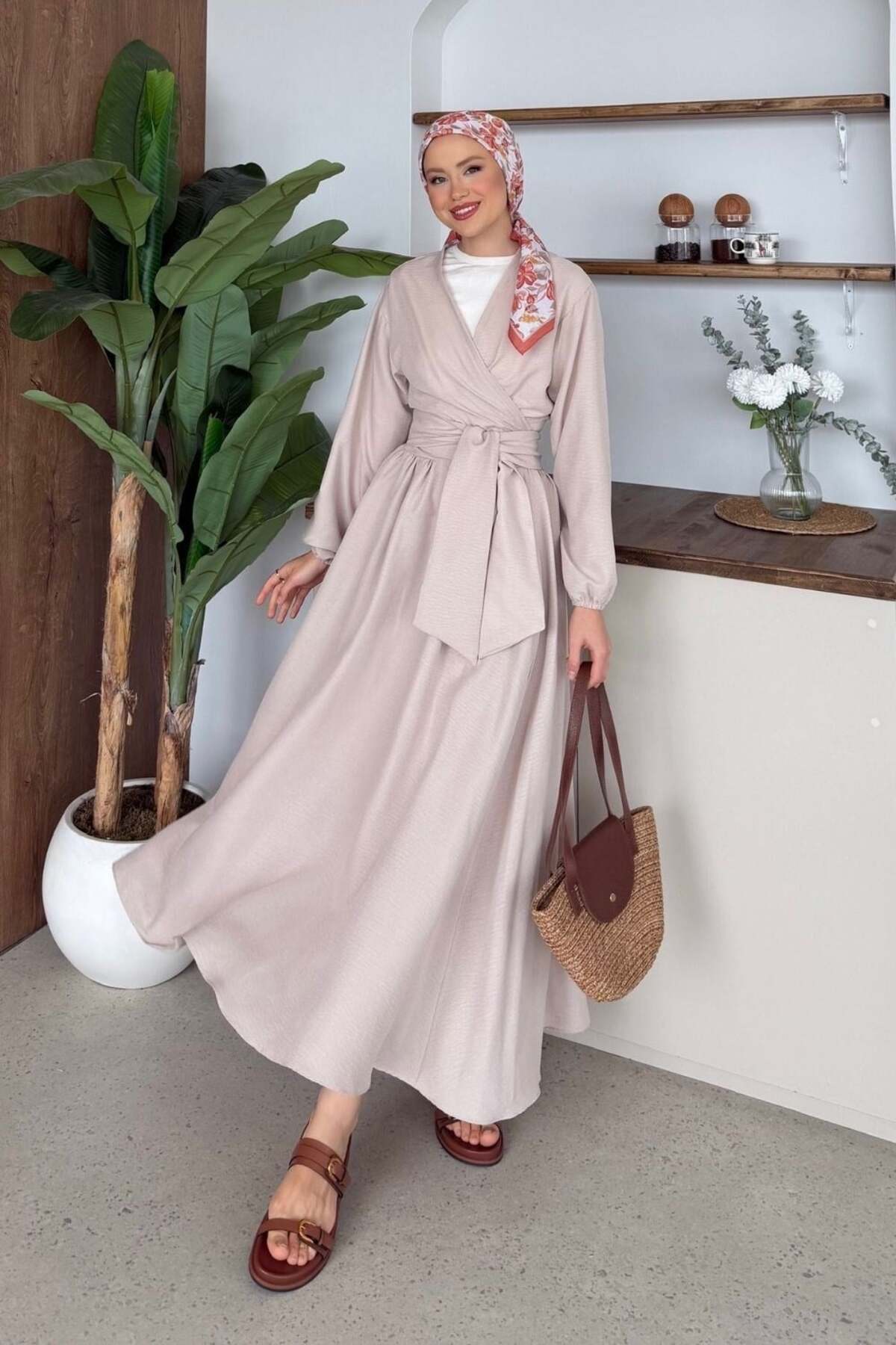 Emmar Skirt Set Beige