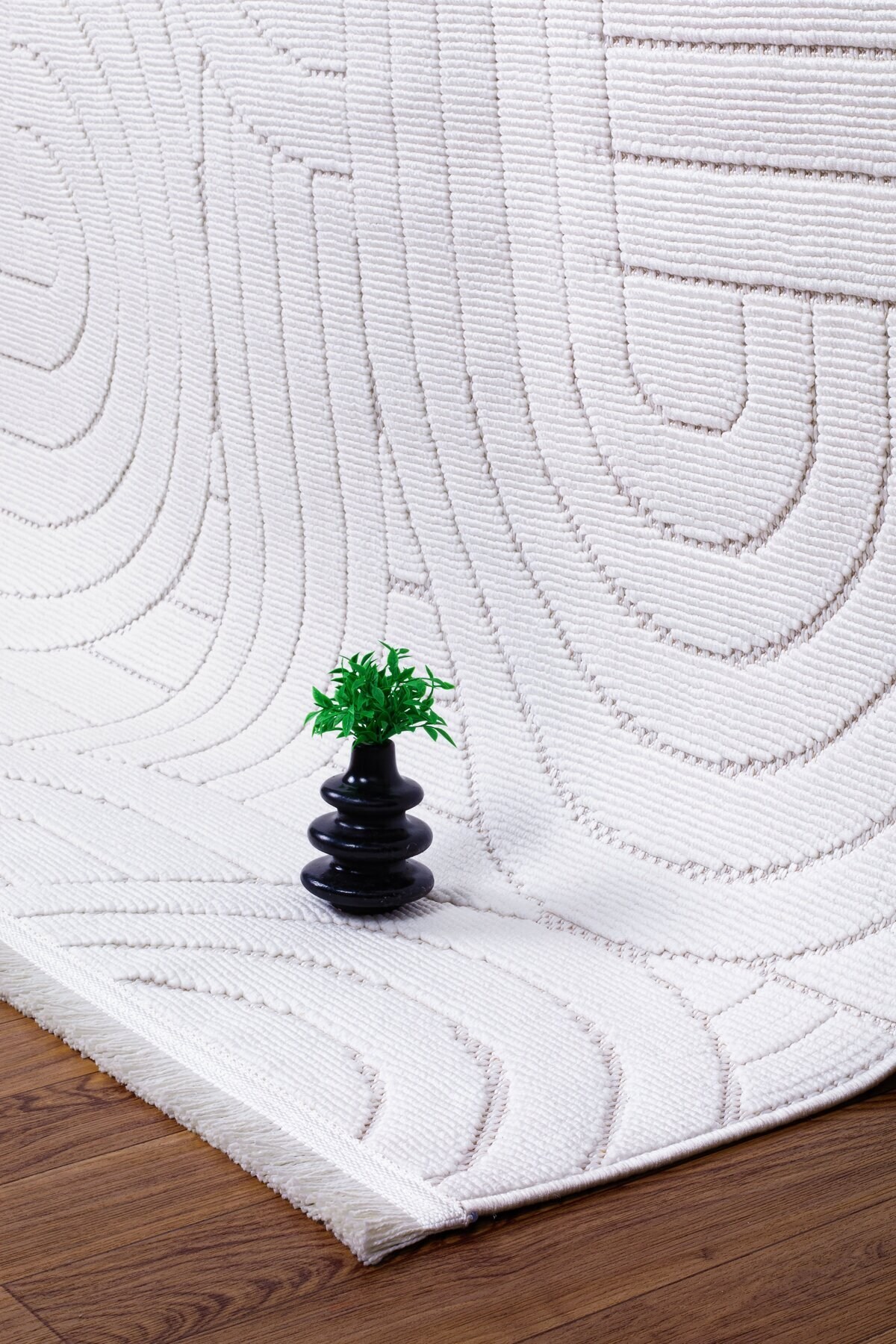Tokyo Curl Soft Textured Carpet Rug Living Room Kitchen Corridor Runner Woven Machine Rug OP114-White