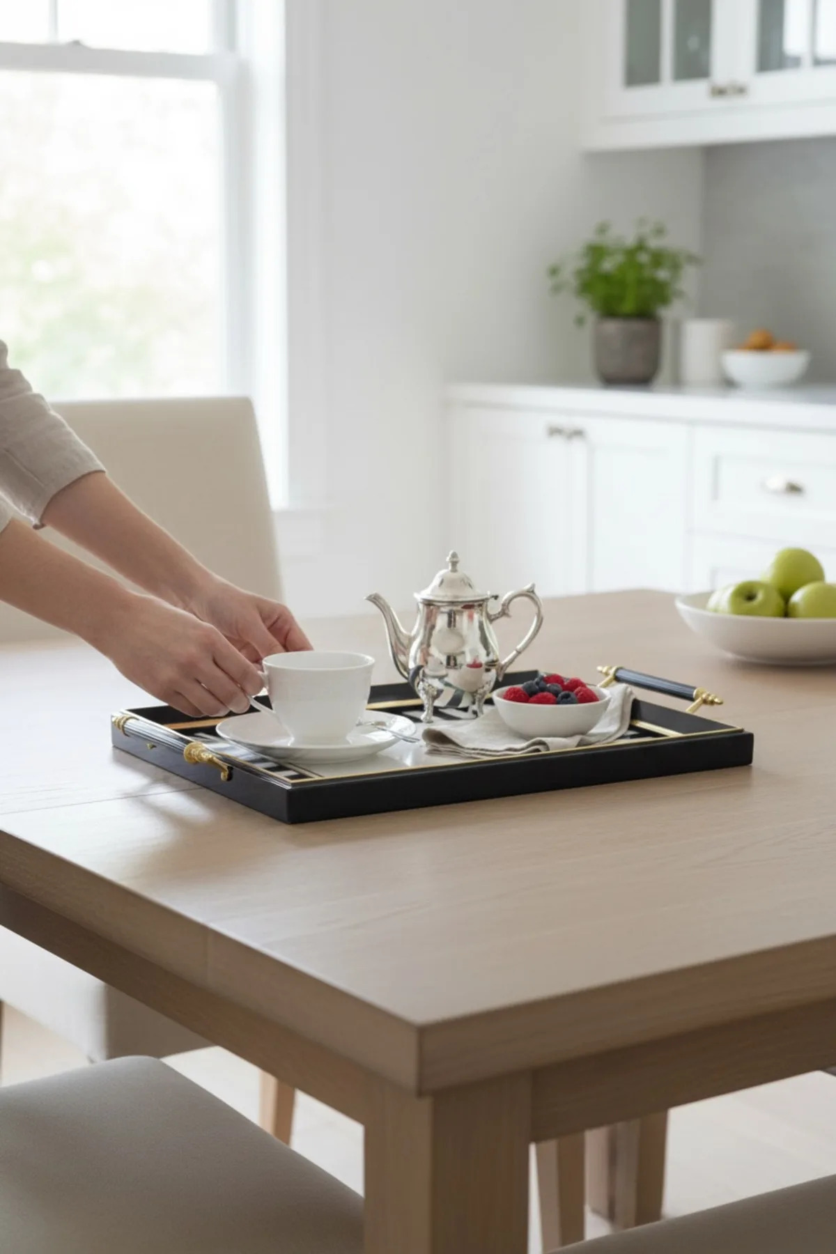 Kuşlu Kulplu Siyah Birdie Tepsi Sunum Seti – Lüks ve Dekoratif Servis Aksesuarı
