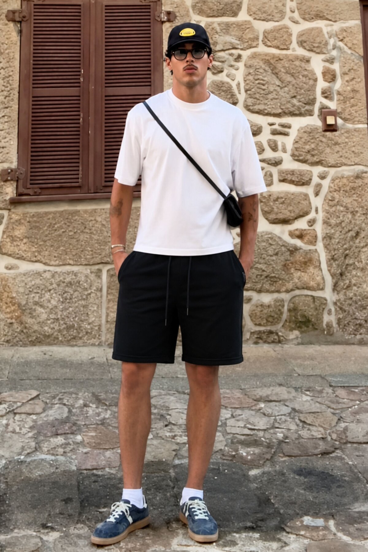 Madmext Schwarze Herren-Shorts mit normaler Passform 4842