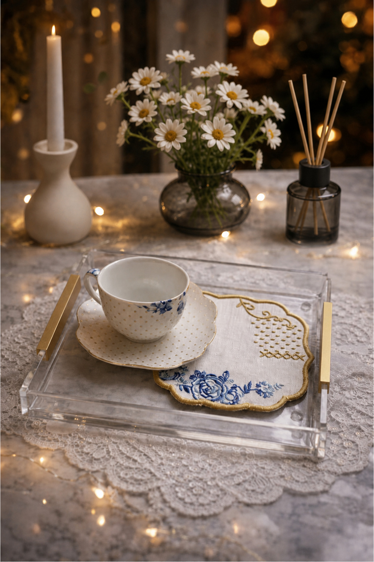 Neev Trend Presentation Tray, Thick Transparent Body, Elegant Matte Gold Stainless Metal Handle, Protective Feet (1 Piece)