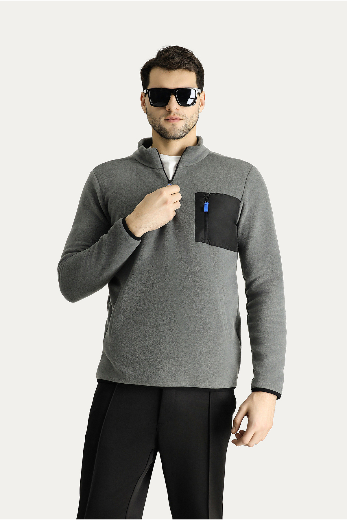 Kiğılı Dik Yaka Yarım Fermuarlı Soğuk Geçirmez Tüylenme Yapmayan Cep Detaylı Polar Sweatshirt görsel 2