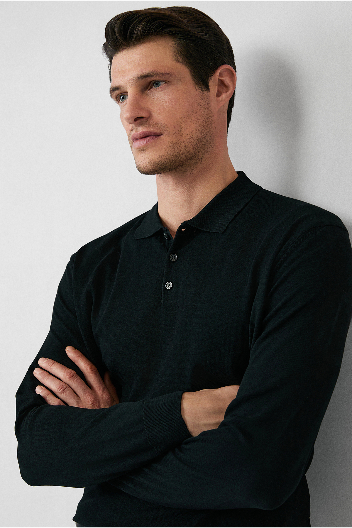 Regular Fit Düğmeli Polo Yaka Triko Kazak — مشکی KKBSD178DZ001 — تصویر 3 از 7