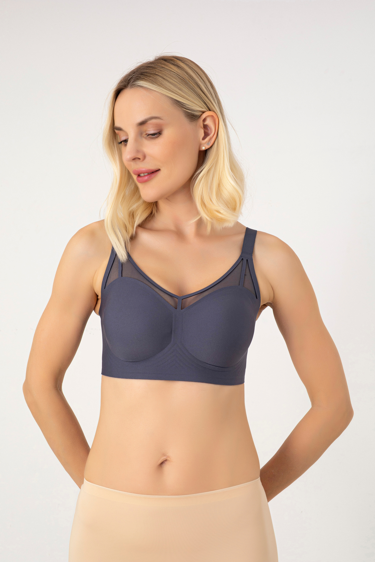 Seamless Laser Bra with Removable Pad without Balloon 2210