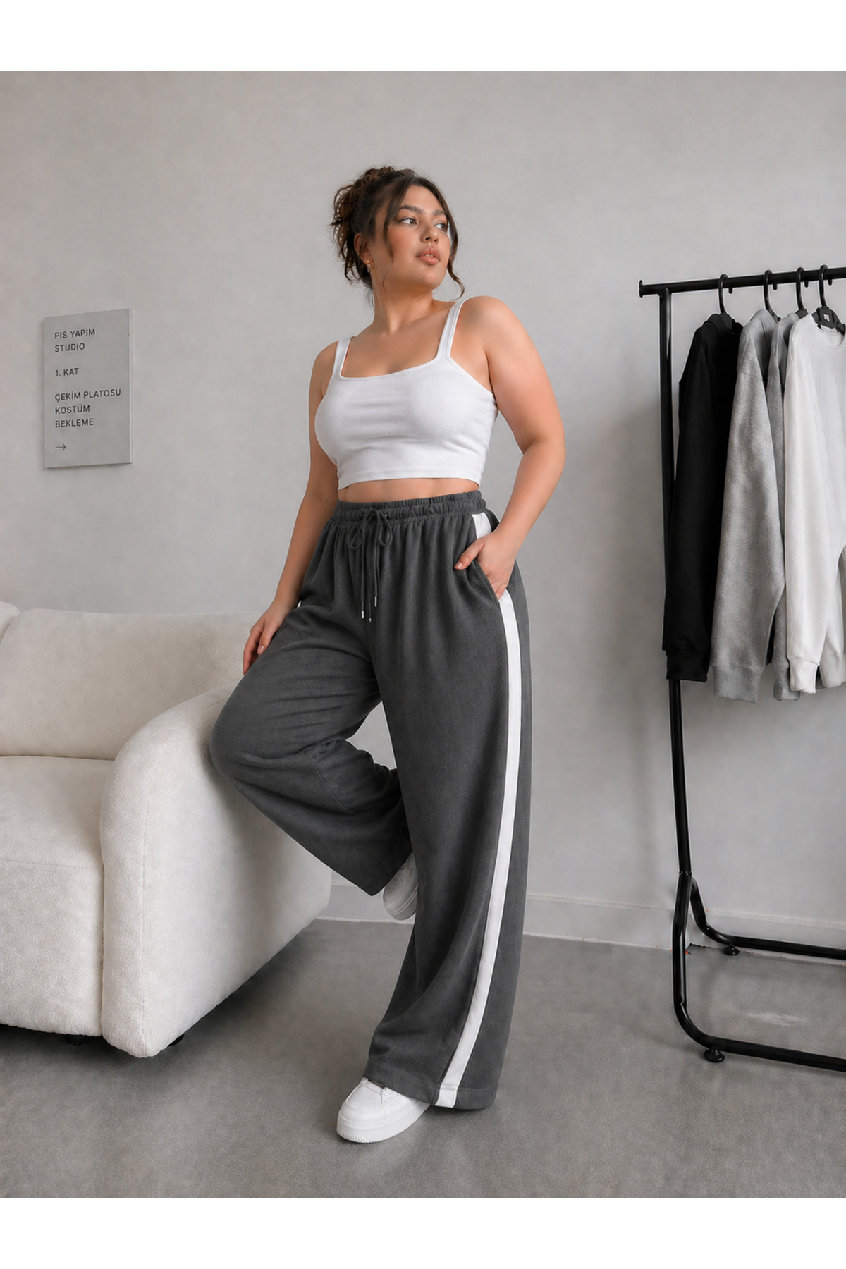 DAXİS Sportwear Company KADIN BAGGY BOL PAÇA ŞERİT DETAYLI EŞOFMAN ALTI görsel 3