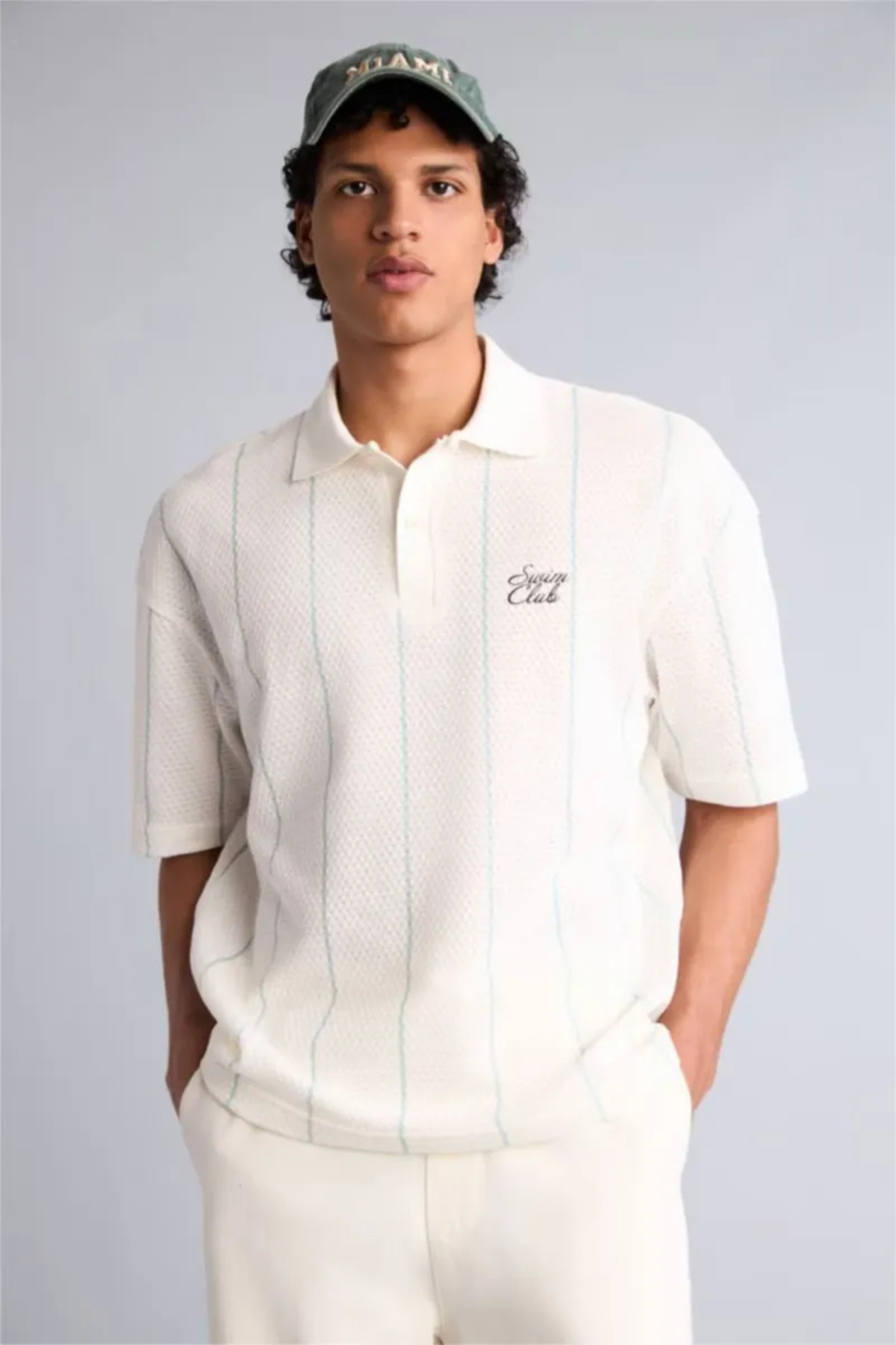 Defacto Cotton Loose Fit Polo Collar Slogan Printed Short Sleeve Polo T-Shirt G4273Ax26Sm