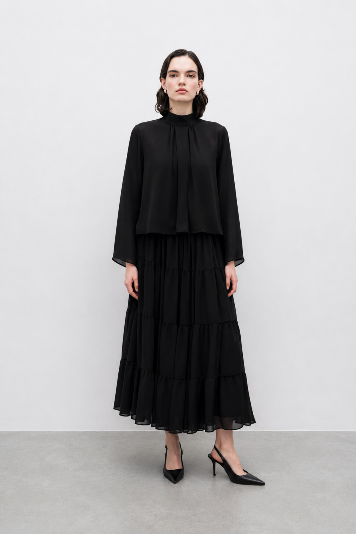 LILIUM SHAWL DETAILED CHIFFON SKIRT SET BLACK