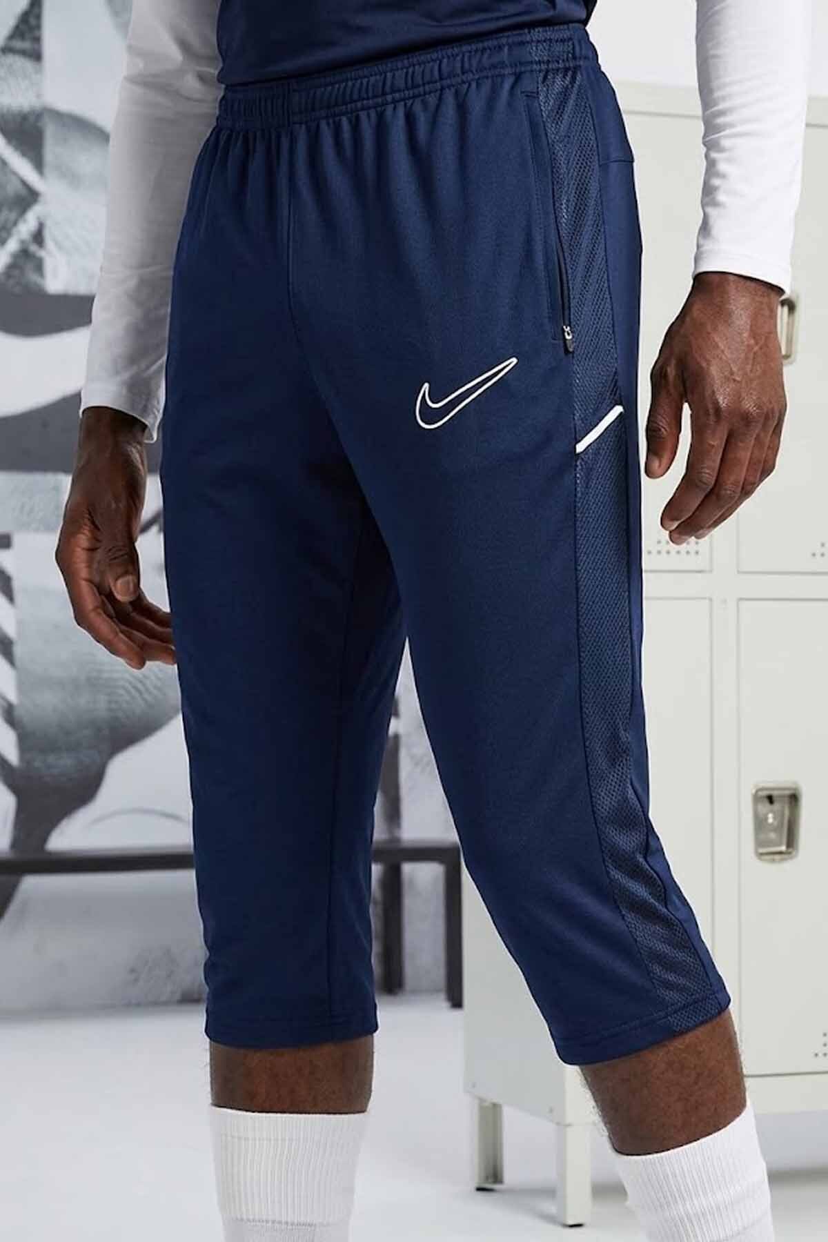 azi Nike Erkek Antrenman Kapri Dri-FIT Fermuarlı Lacivert /Siyah Şort