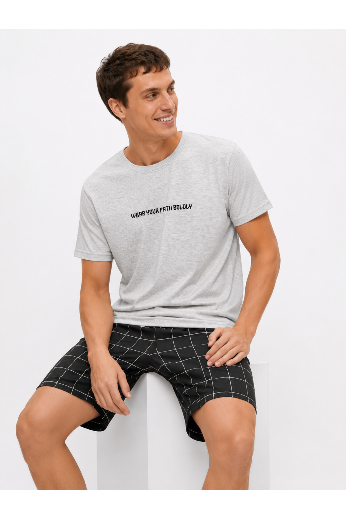Sude HOMEWEAR Erkek Kısa Kol Şort Gri Renk Ekoseli Pijama Takımı
