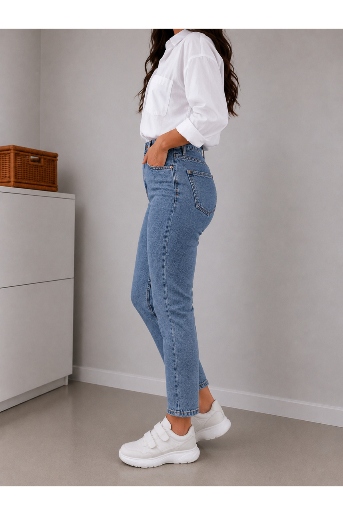 DELDNM Alley Kadın Kar Mavi Yüksek Bel Likralı Trend Mom Jean görsel 2