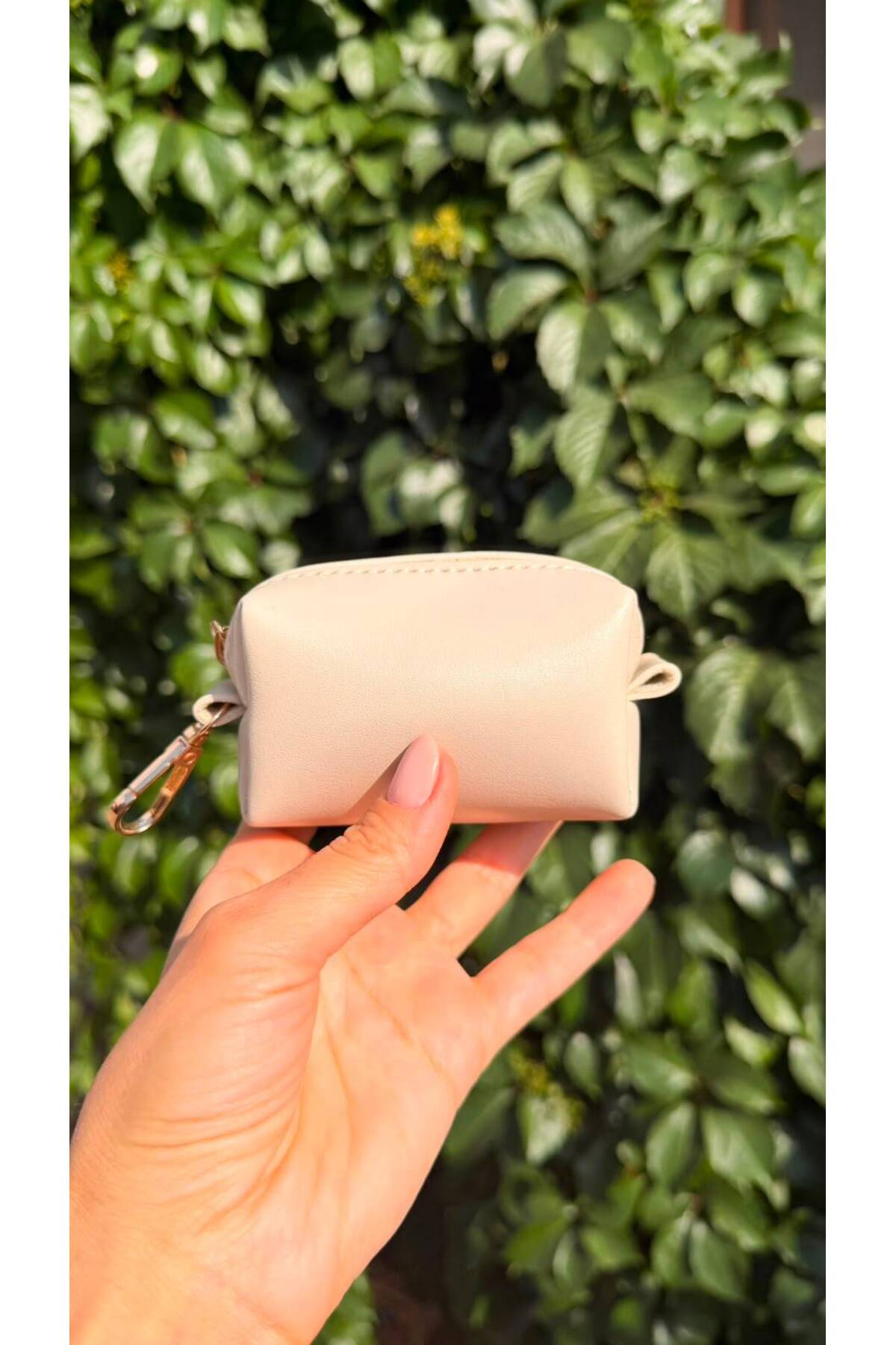 ATÖLYE ZÜMRA Vegan Deri Mini Charmlı Organizer Çanta, Fermuarlı Çok Amaçlı Düzenleyici görsel 3