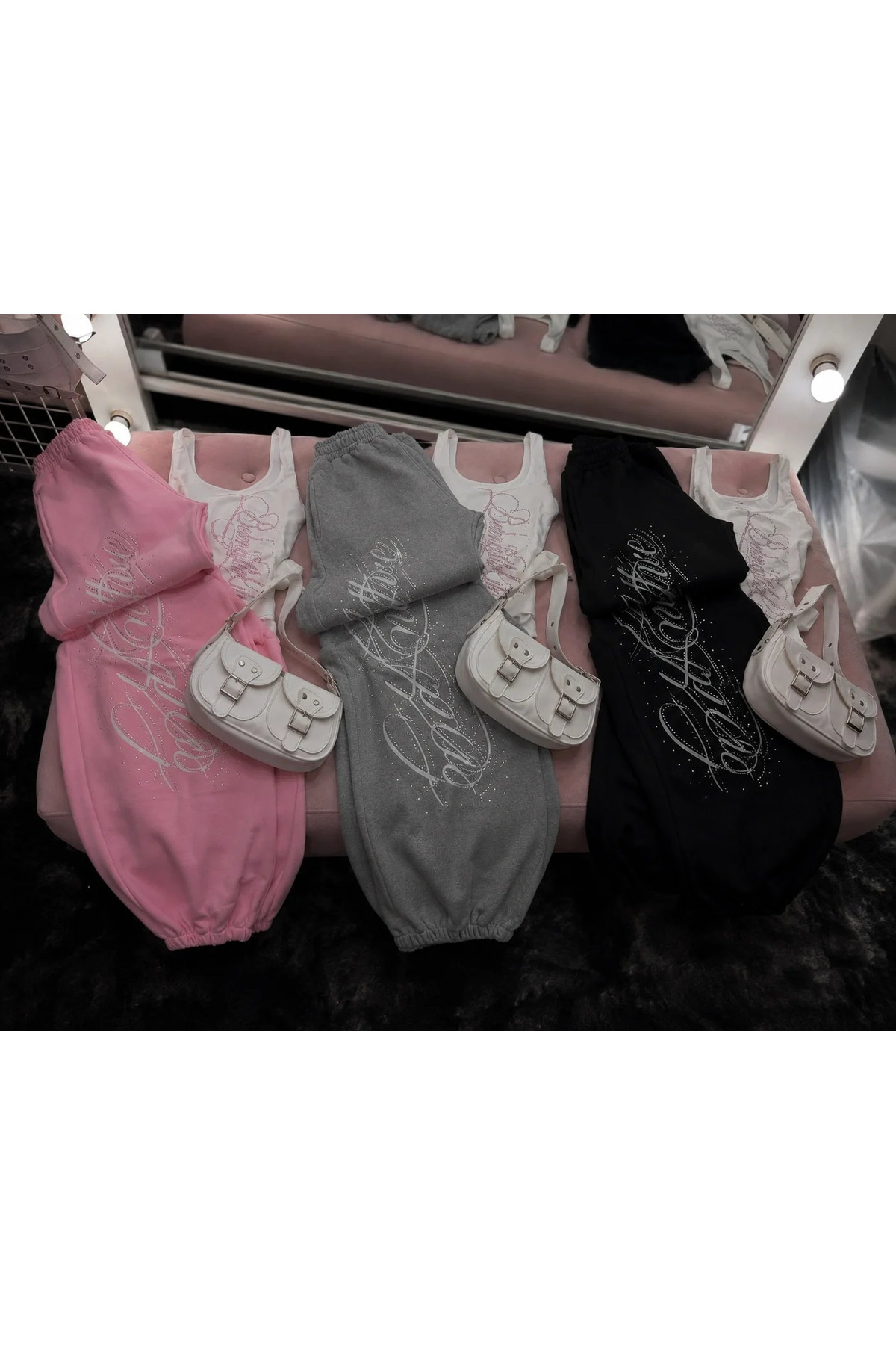 Harajuku Angel Taşlı Baggy Unisex Eşofman Takımı ( 3 iplik ) — خاکستری hsESODF01 — تصویر 3 از 4