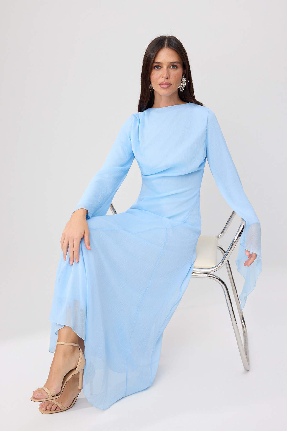Trendyol Modest Hellblaues, gefüttertes, einfarbig gewebtes Kleid und Overall...