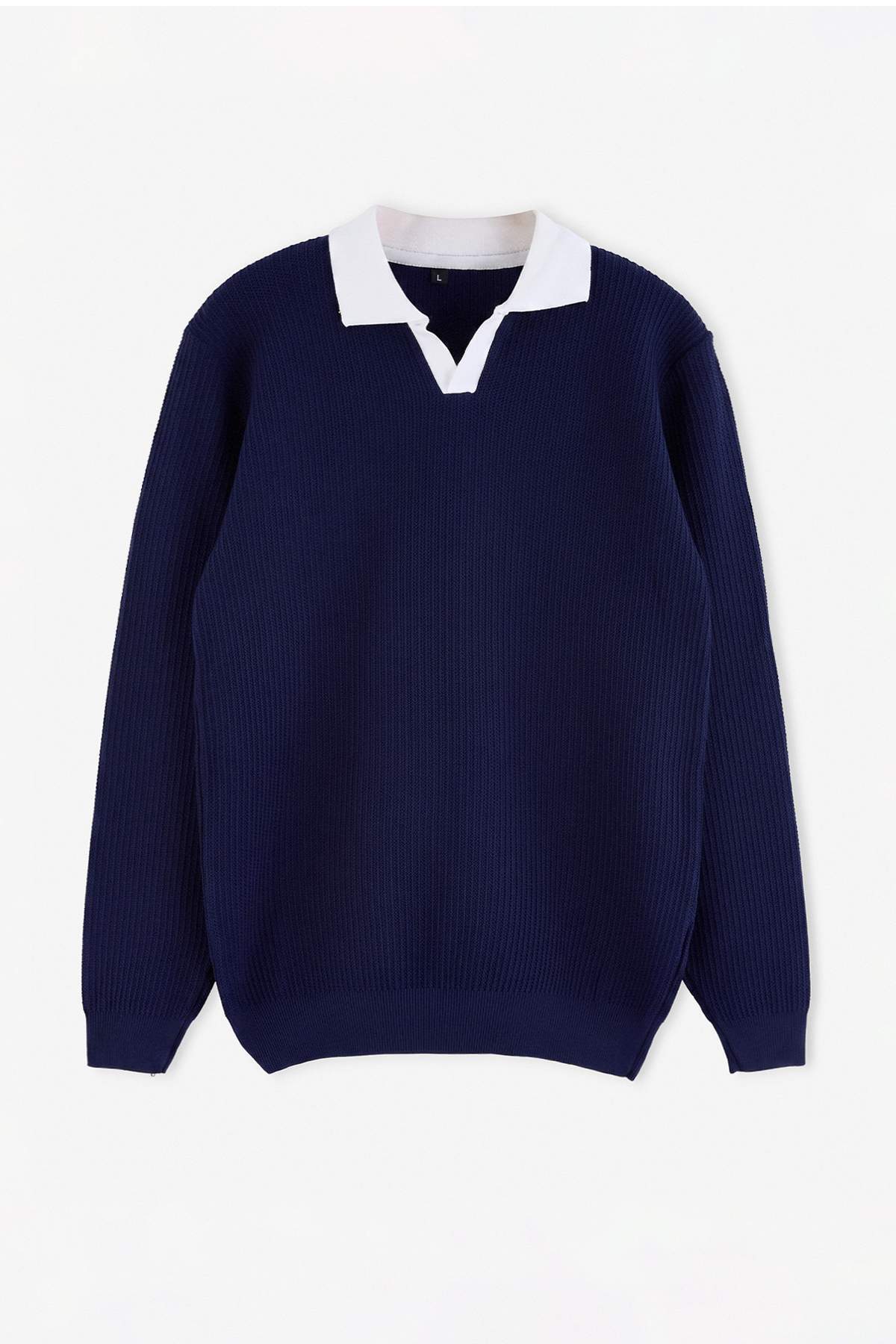 Trendyolmilla Man Lacivert Oversize/Geniş Kesim Dokulu Kontrast Yaka Detaylı Polo Yaka Kazak TMNAW27KZ00016